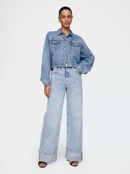High Rise Stride Cuffed Wide-Leg Jeans - Washed light indigo