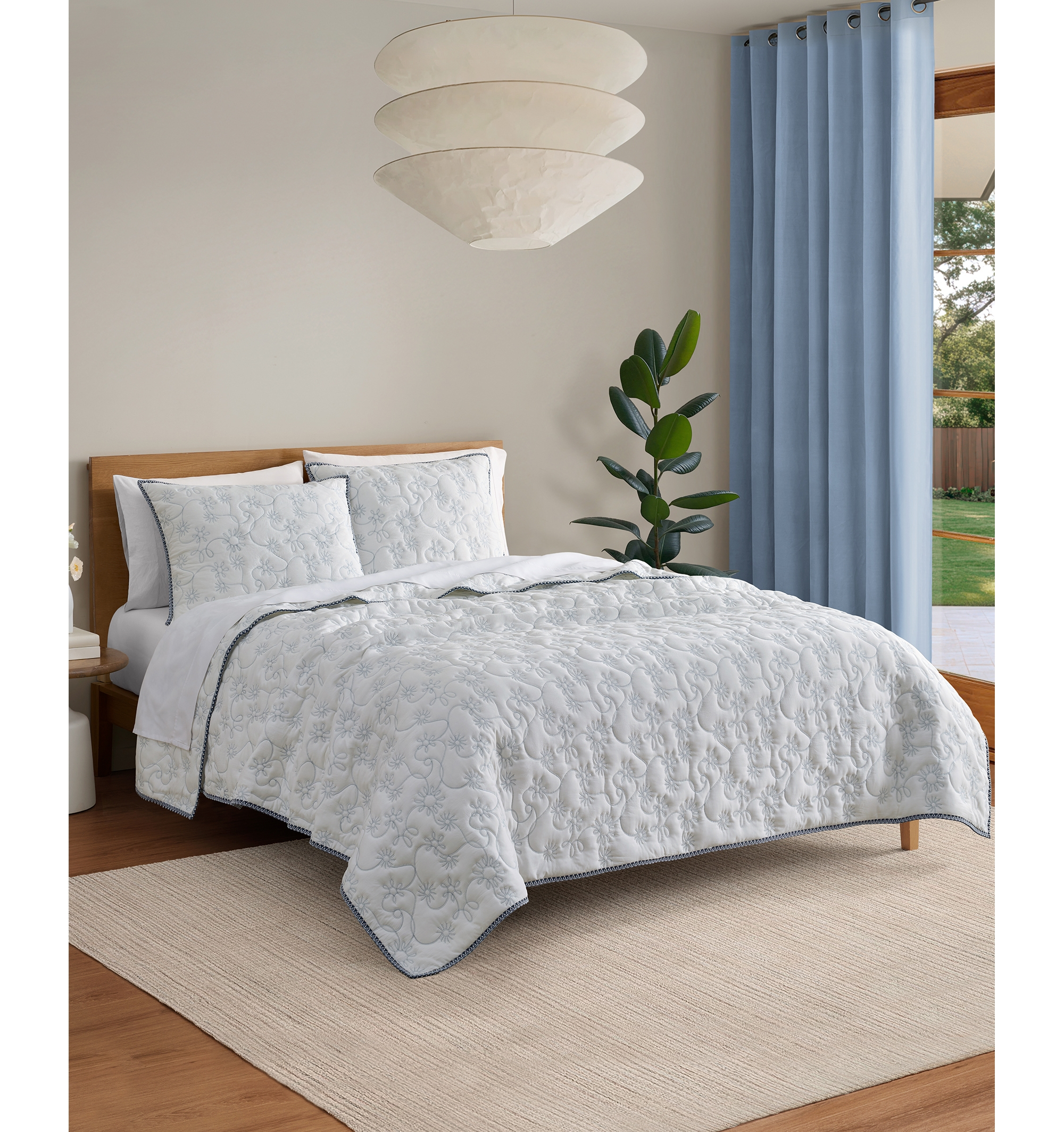 UGG® Botanic Lightweight 3-Piece Quilt Sets - Snow, Lilac