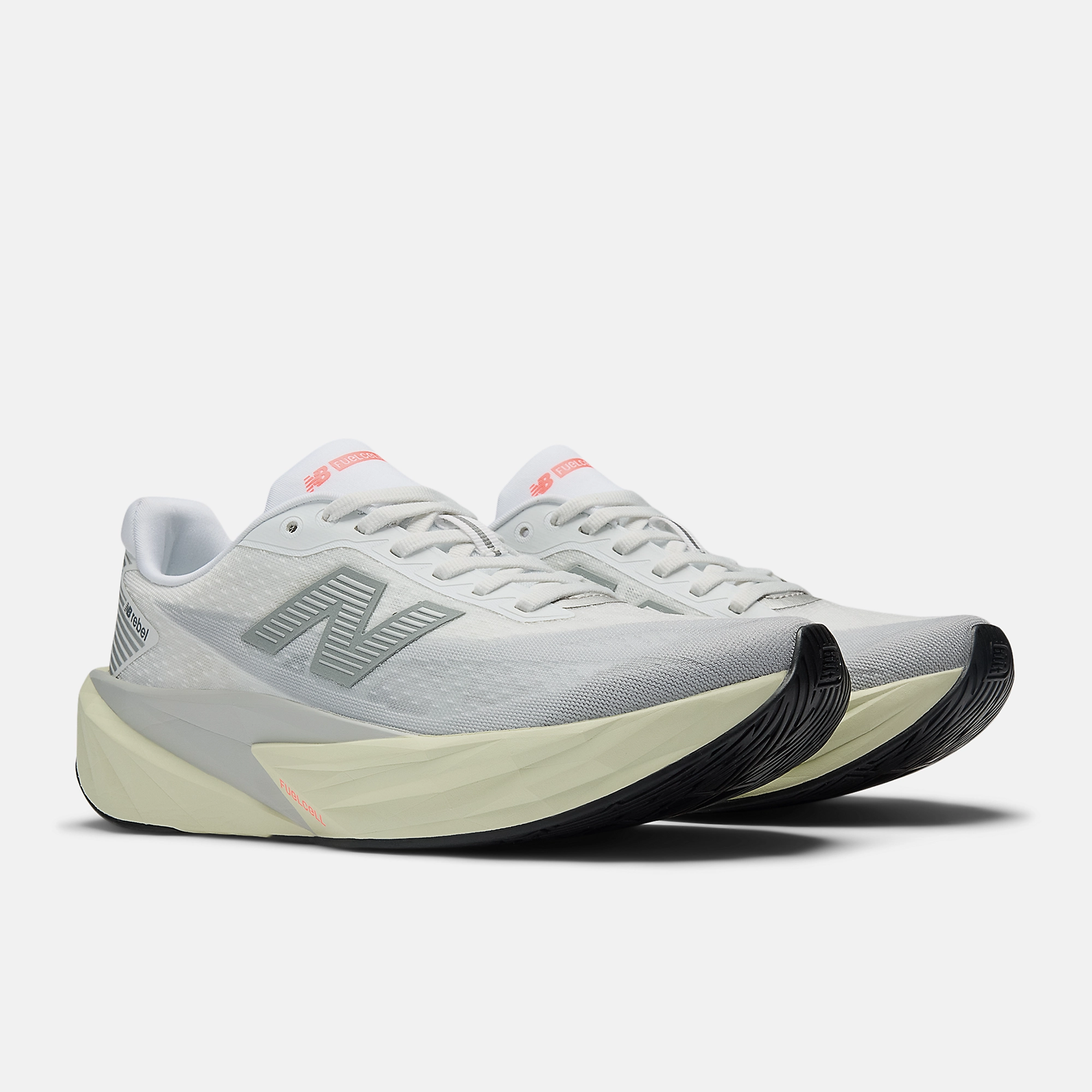New Balance FuelCell Rebel v5, WFCXLD5
