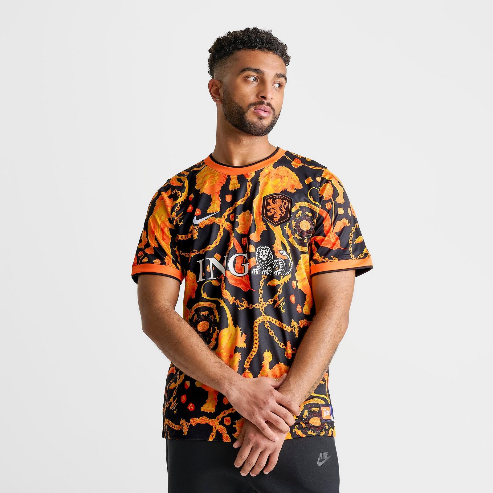 Men's Nike Netherlands x Patta Academy Pro Soccer Top - Hyper Crimson/Black