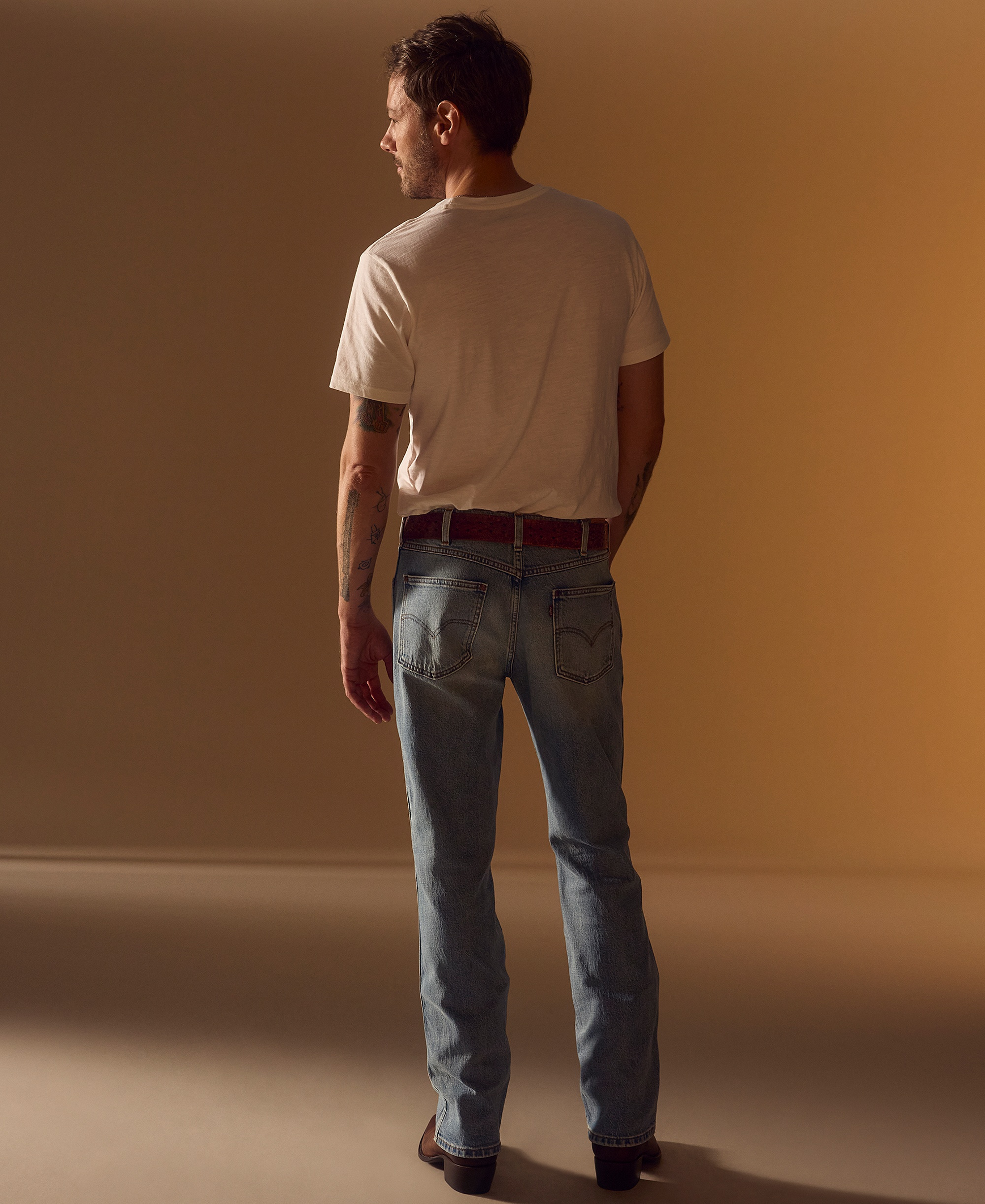 Levi's Men's 537 Regular-Fit Bootcut Jeans - Running Early