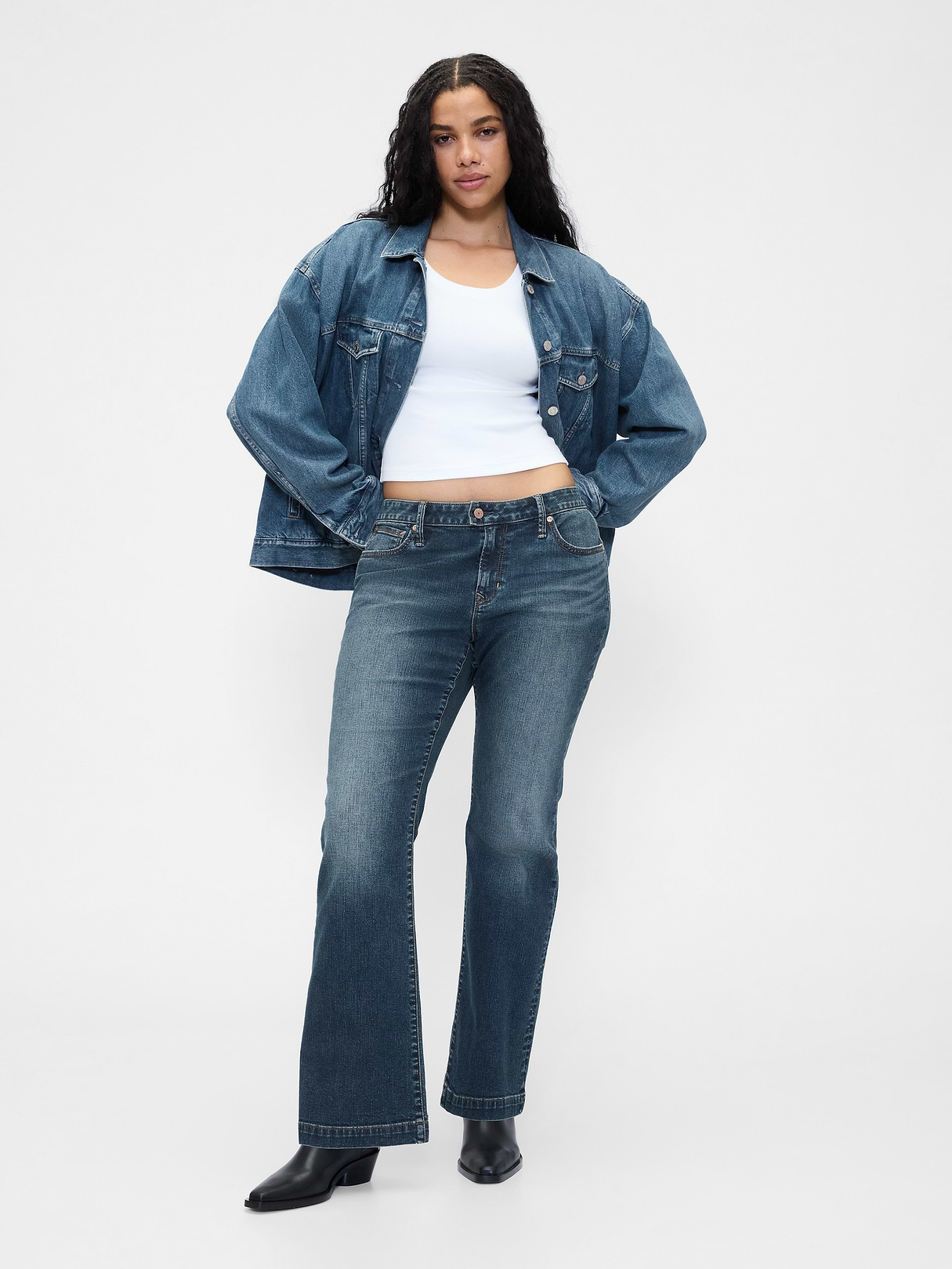 Low Rise Long & Lean Split-Hem Jeans - Vintage blue tint