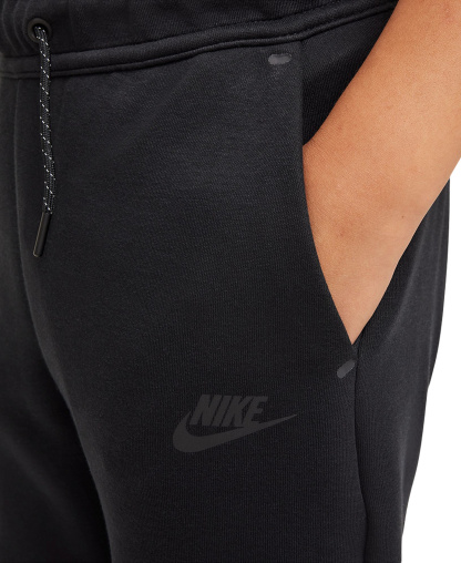 Nike Boys' and Girls' 7-20 Sportswear Tech Fleece Jogger Pants - Black
