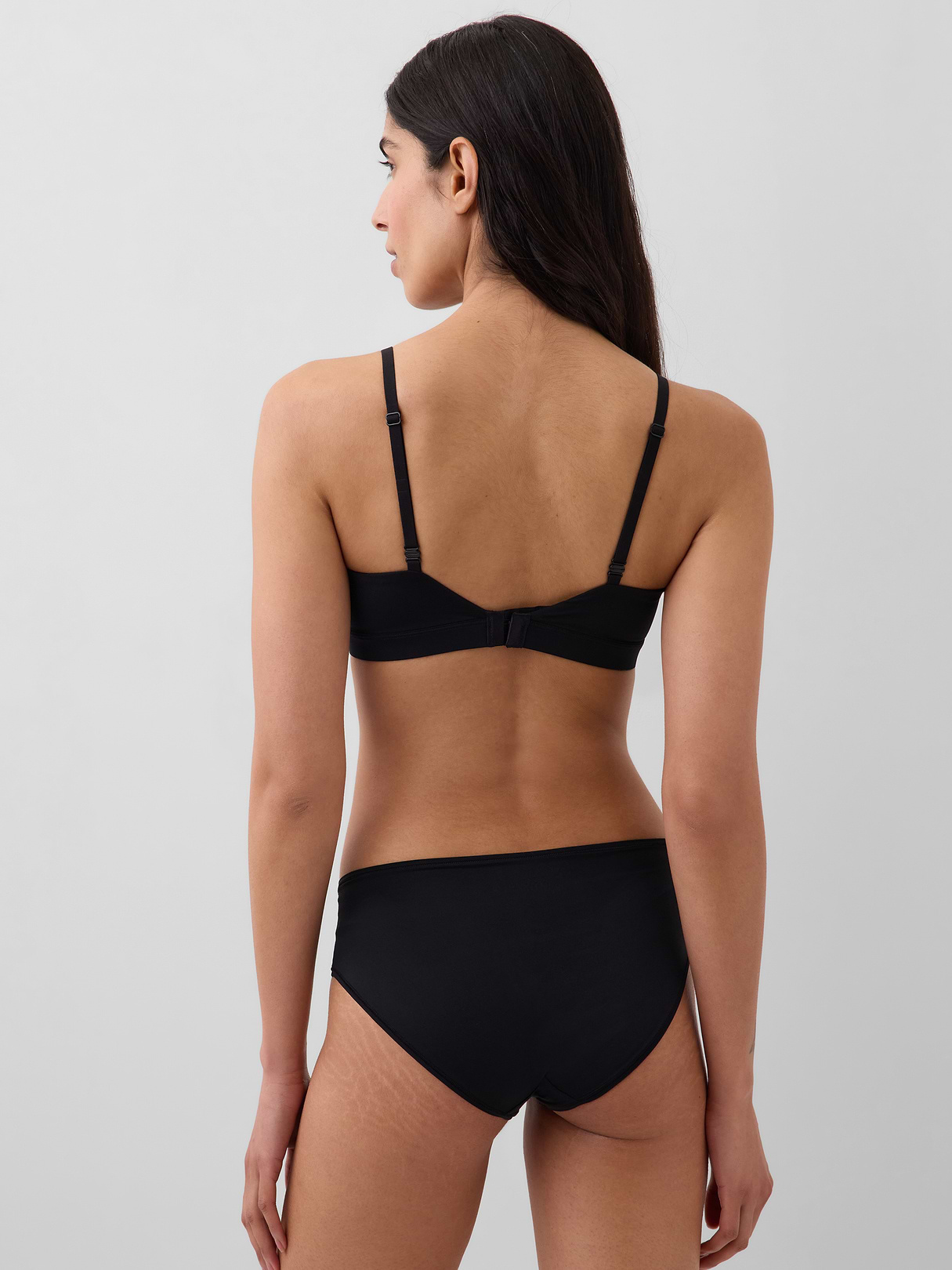 SecondSkin Crossover Bralette - True black