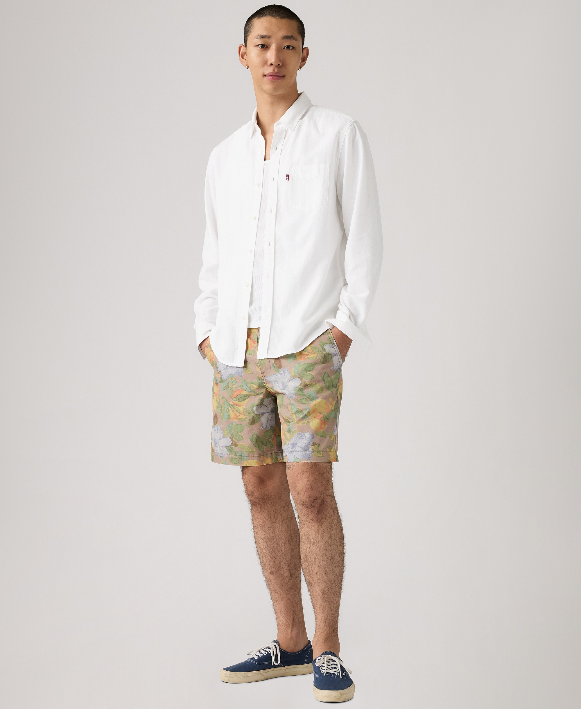 Levi's Premium Men's Authentic Regular-Fit 8" Chino Shorts - Floral