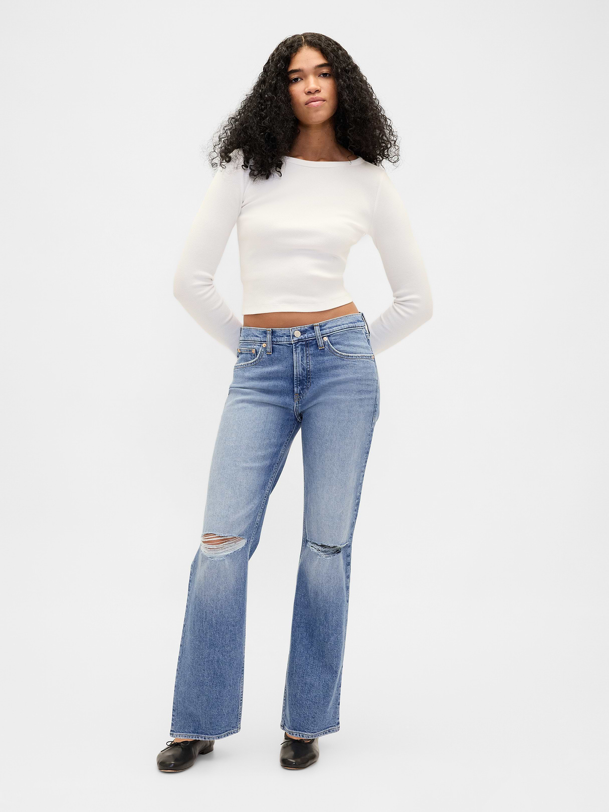 Mid Rise Relaxed Straight Jeans - Medium indigo