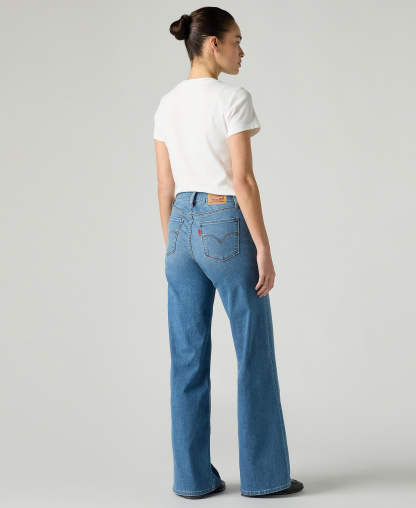 Levi's Women's 318 Shaping Stellar-Stretch Wide-Leg Jeans - Cool Satisfaction