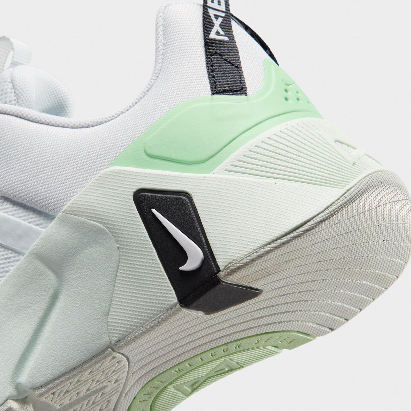 Women’s Nithtke Free Metcon 7 Training Shoes - Part 2 - Off White/Cucumber Calm/Barely Green/White - Detail shot