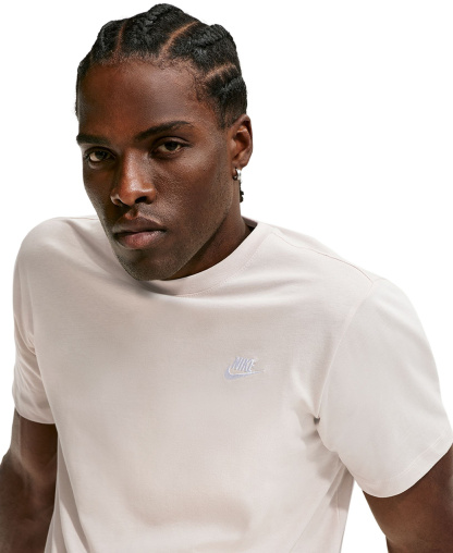 Nike Men's Sportswear Club Crewneck T-Shirt - Light Orewood Brown