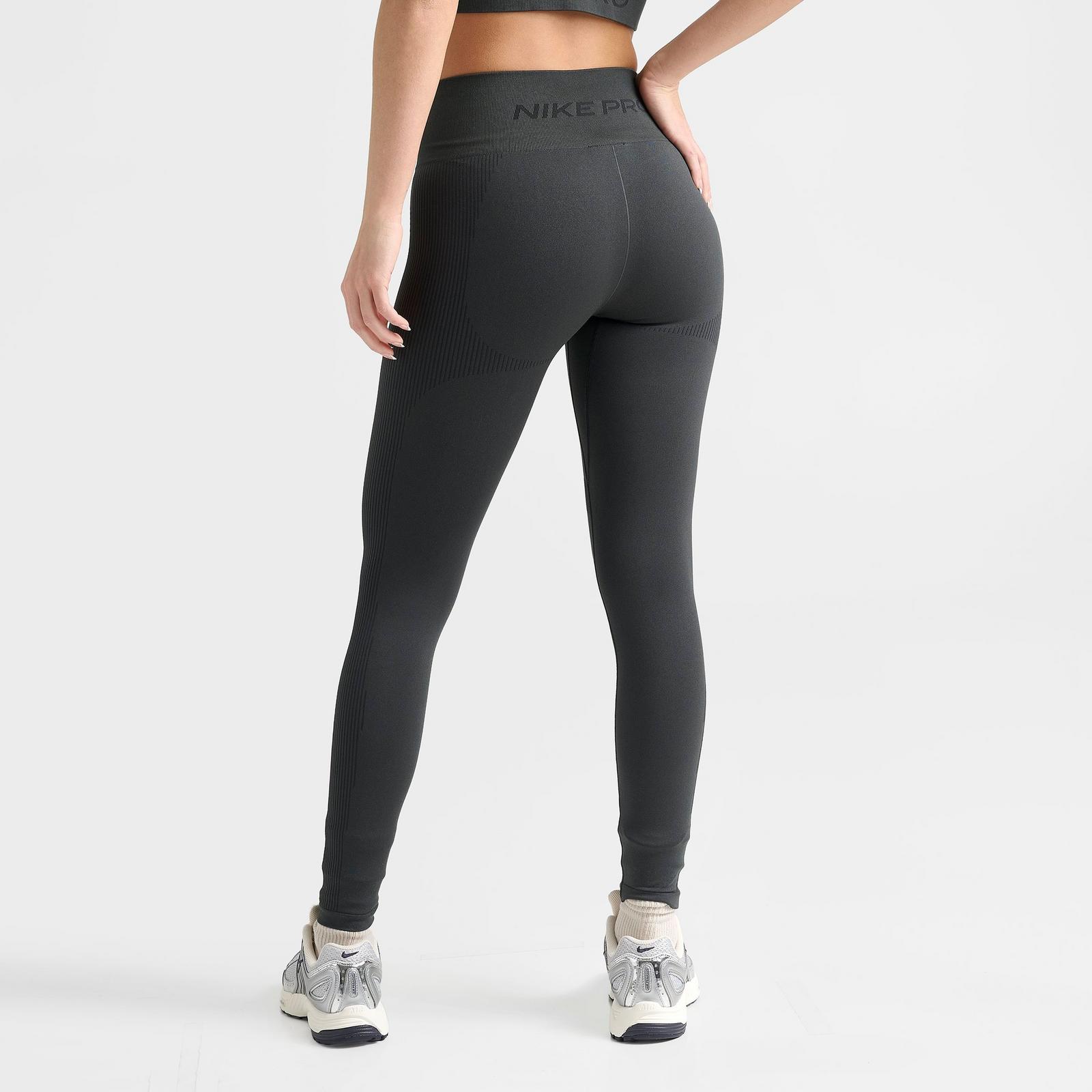 Women's Nike Pro Seamless High-Waisted 7/8 Leggings - Dark Smoke Grey