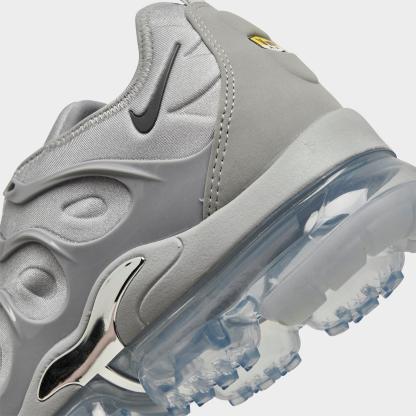 Men's Nike Air VaporMax Plus Running Shoes - Wolf Grey/Metallic Silver/Dark Grey
