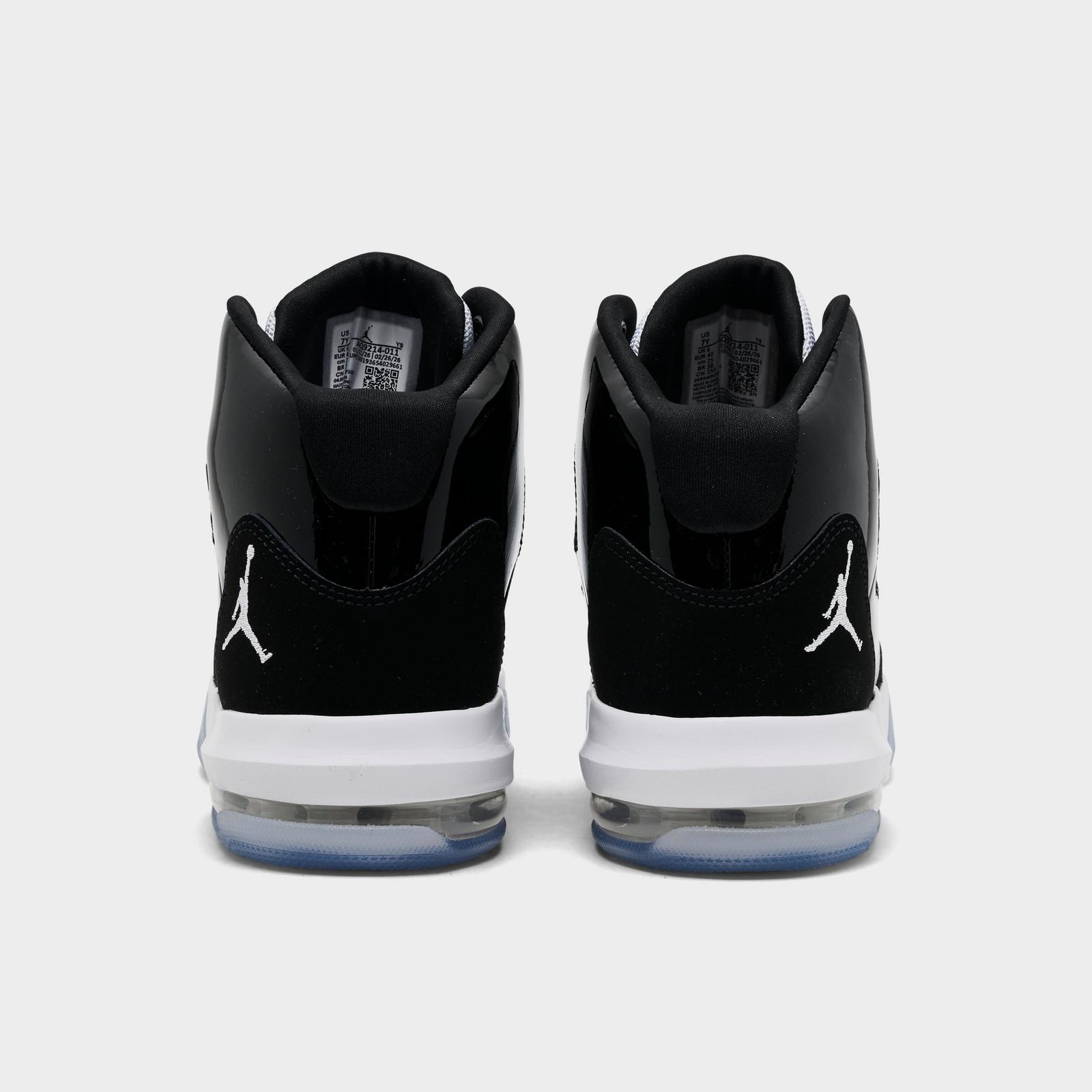 Big Kids' Jordan Max Aura Basketball Shoes - Black/White - view 4