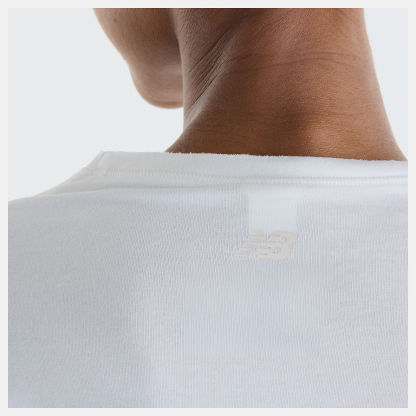 Lihem is wearing size S and is 5'10"/177.8cm. Chest: 31"/78.74cm, Waist: 25"/63.5cm, Hips: 37"/93.98cm