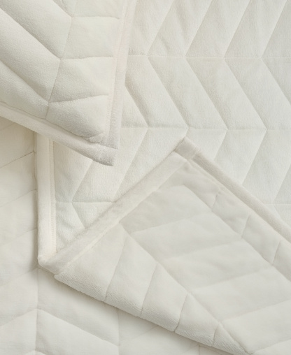 UGG® Coco 2-Piece Quilt Set, Twin/Twin XL - Coffee Berry