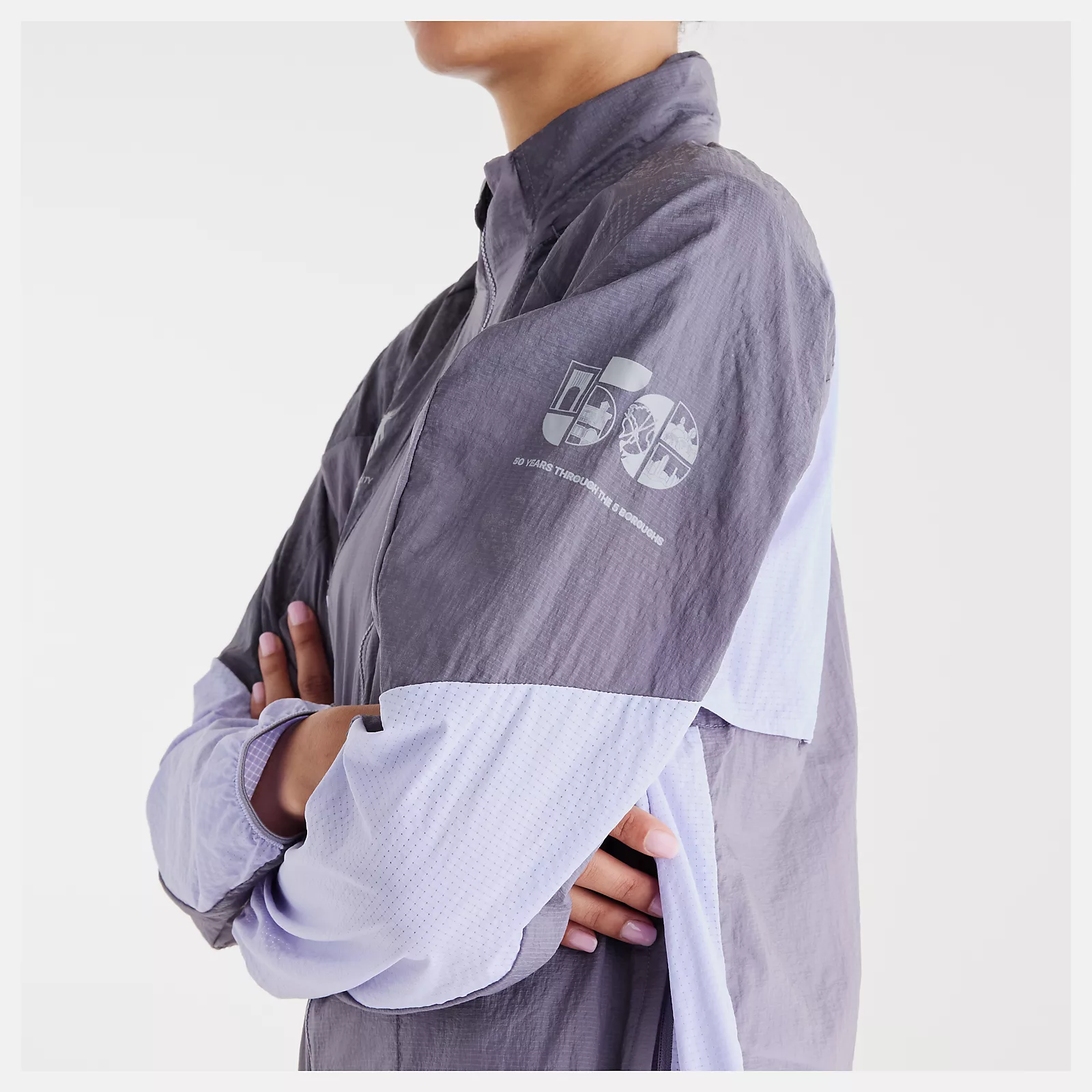 Lola is wearing size S and is 5'8"/172.72cm. Chest: 31.5"/80.01cm, Waist: 25.5"/64.77cm, Hips: 36"/91.44cm