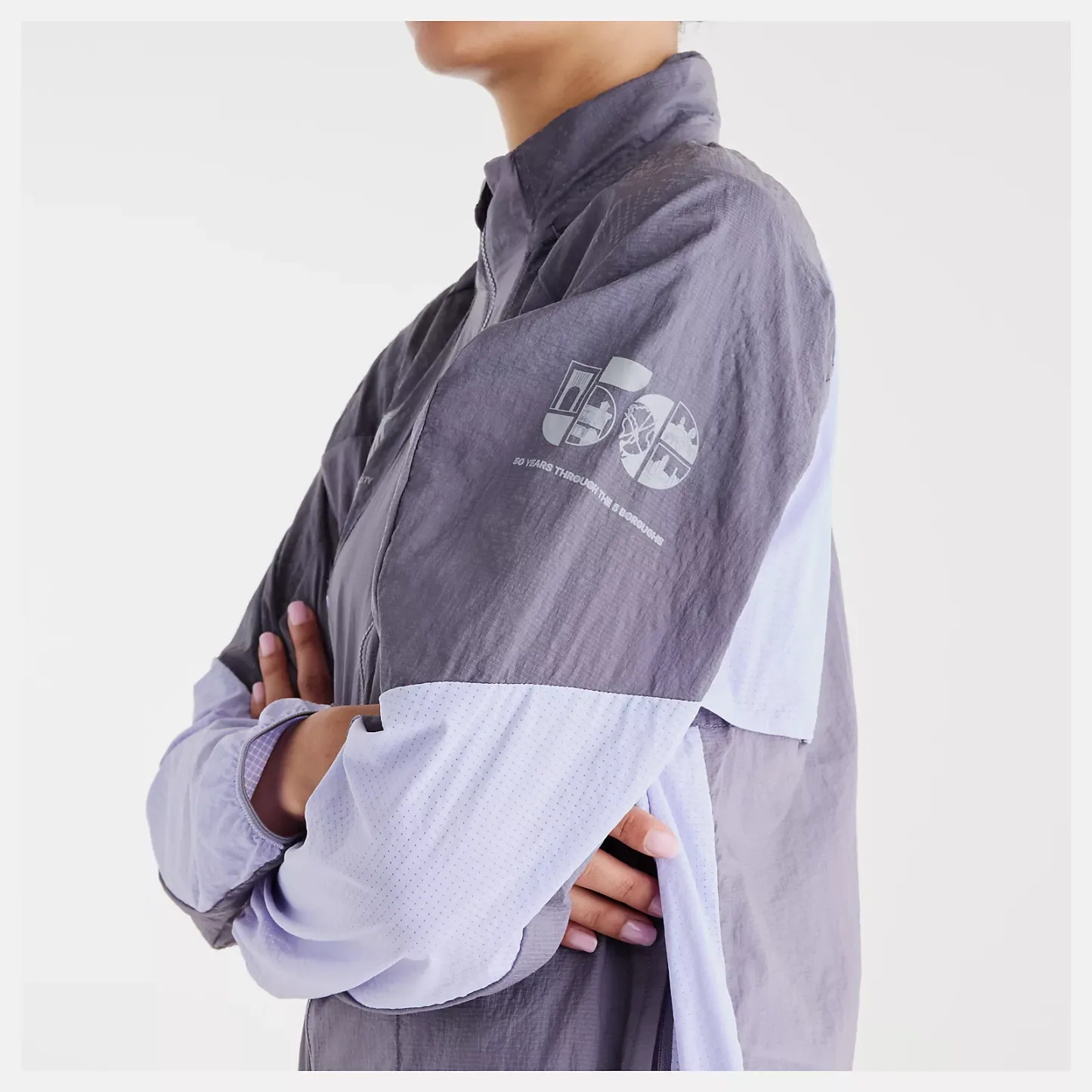 Lola is wearing size S and is 5'8"/172.72cm. Chest: 31.5"/80.01cm, Waist: 25.5"/64.77cm, Hips: 36"/91.44cm