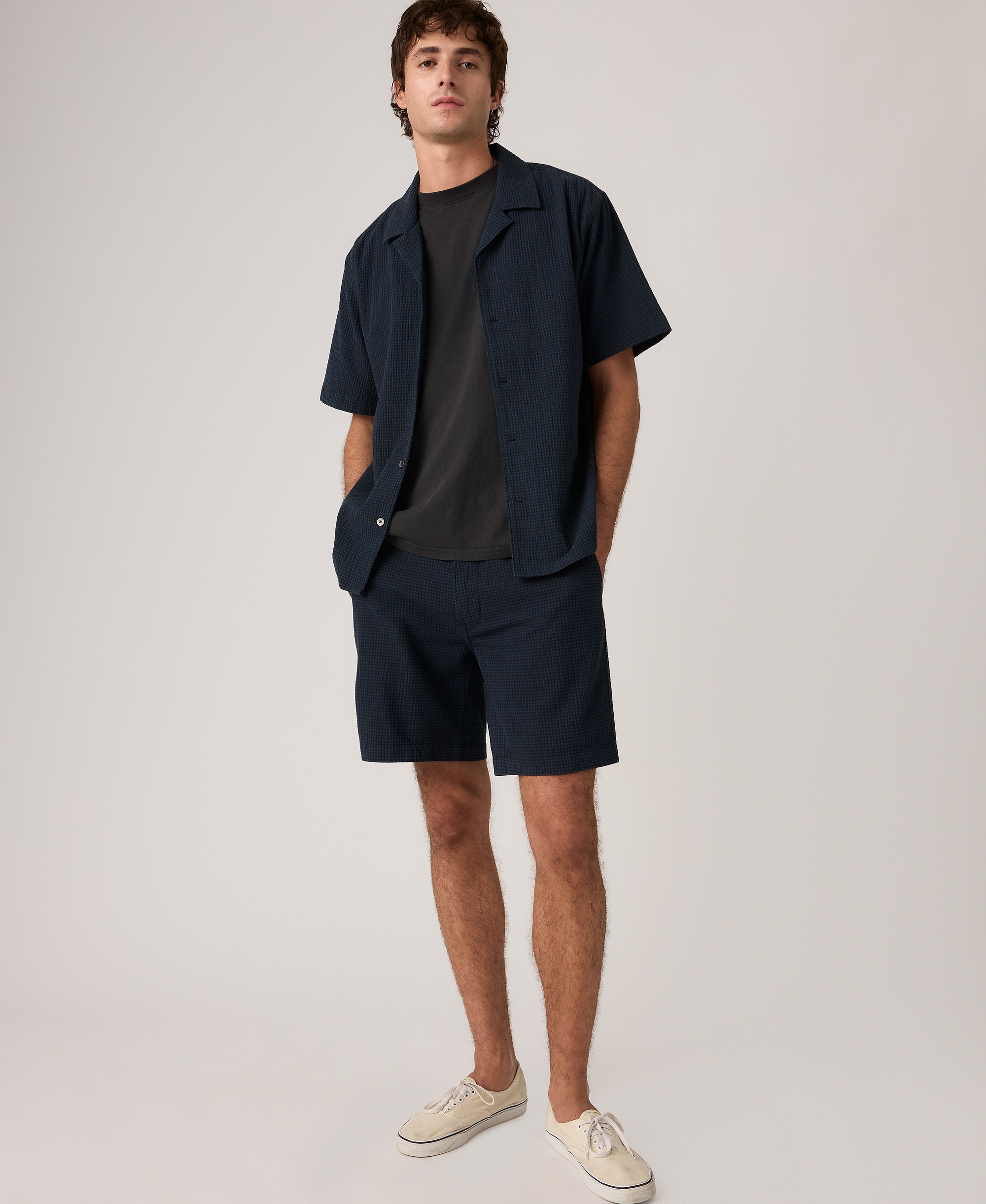 Levi's Premium Men's Authentic Regular-Fit 8" Chino Shorts - Navy Plaid