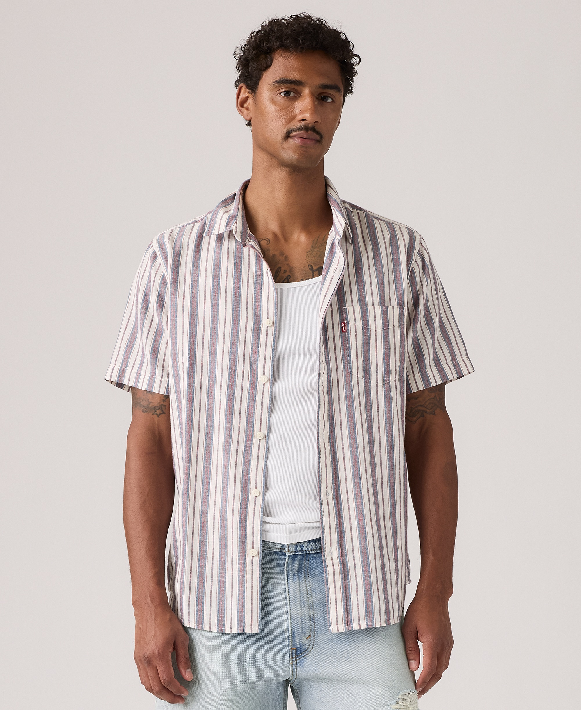 Levi's Men's Classic Pocket Short-Sleeve Shirt - Ensign Blue