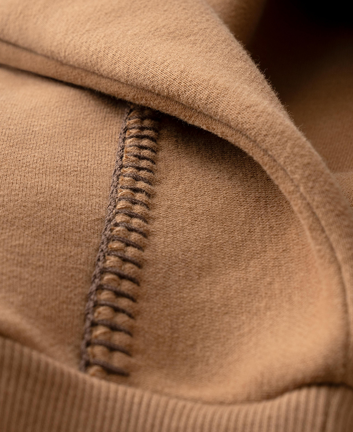 UGG Women's Classic Sweatshirt - Chestnut.