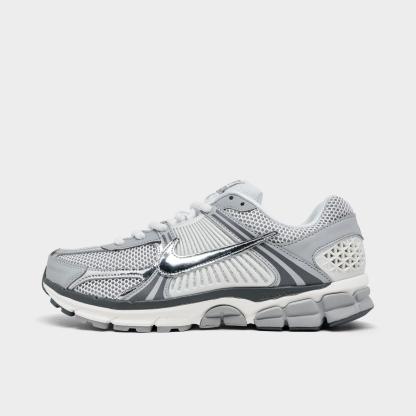 Men's Nike Zoom Vomero 5 Casual Shoes - Summit White/Light Smoke Grey/Smoke Grey/Metallic Silver