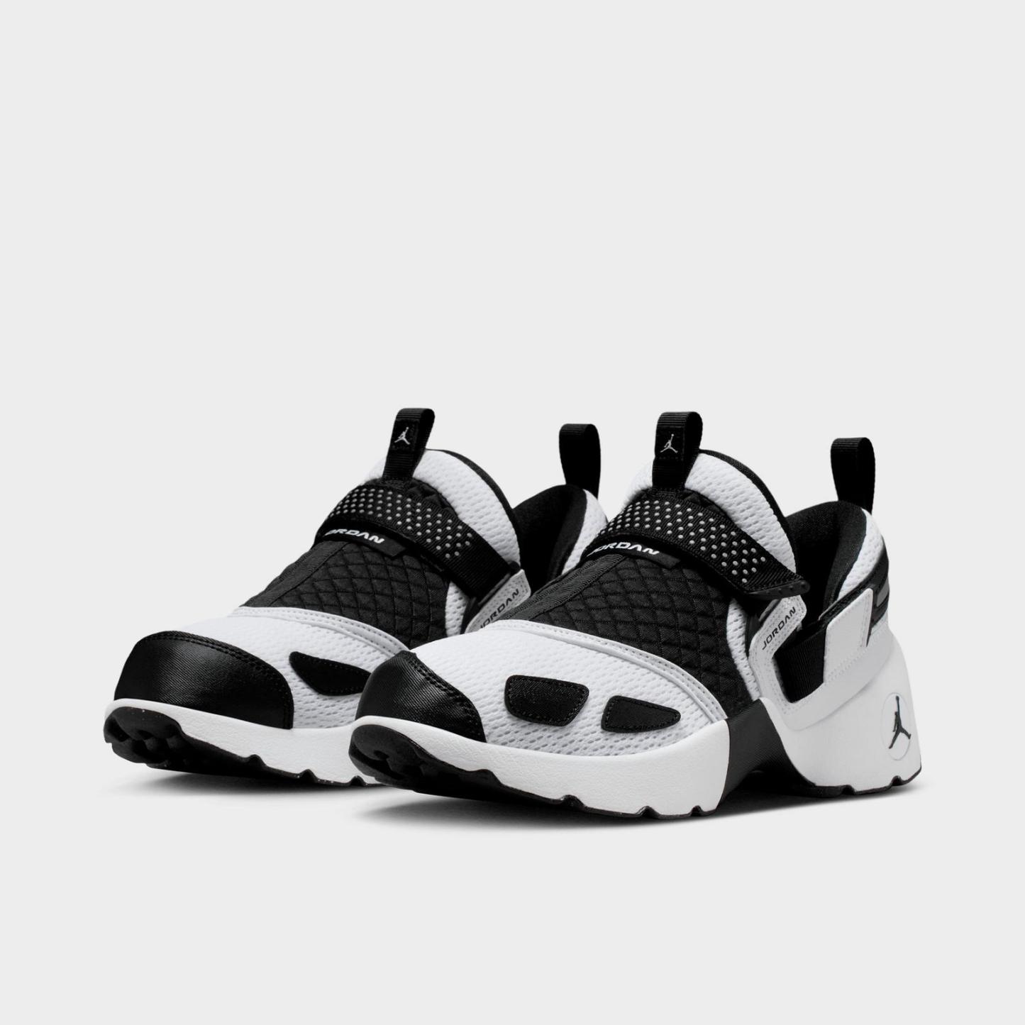 Women's Jordan Trunner LX Casual Shoes - White/Black/Reflective Silver - view 2