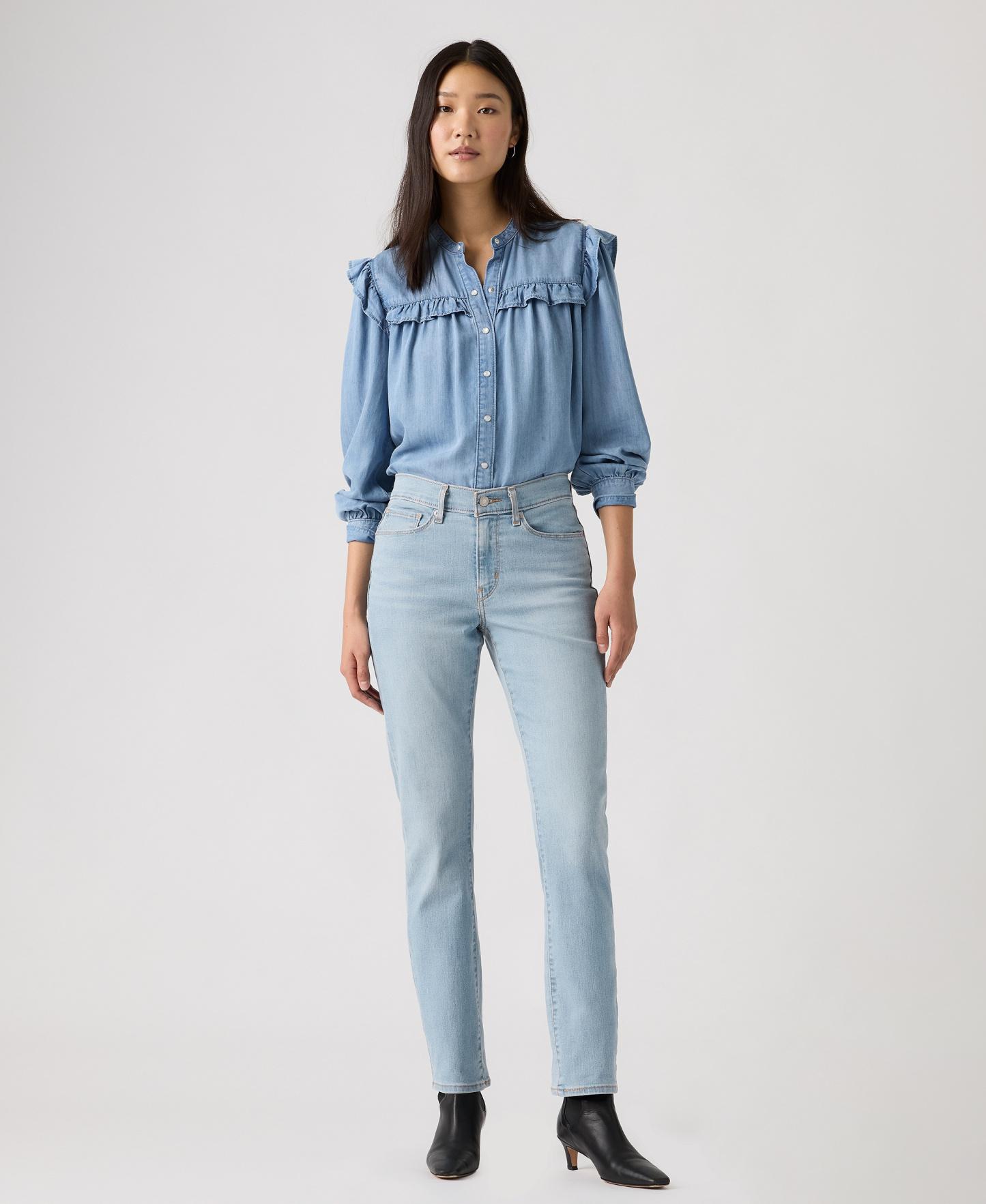 Levi's Women's Classic Mid-Rise Straight-Leg Jeans - Up And Away