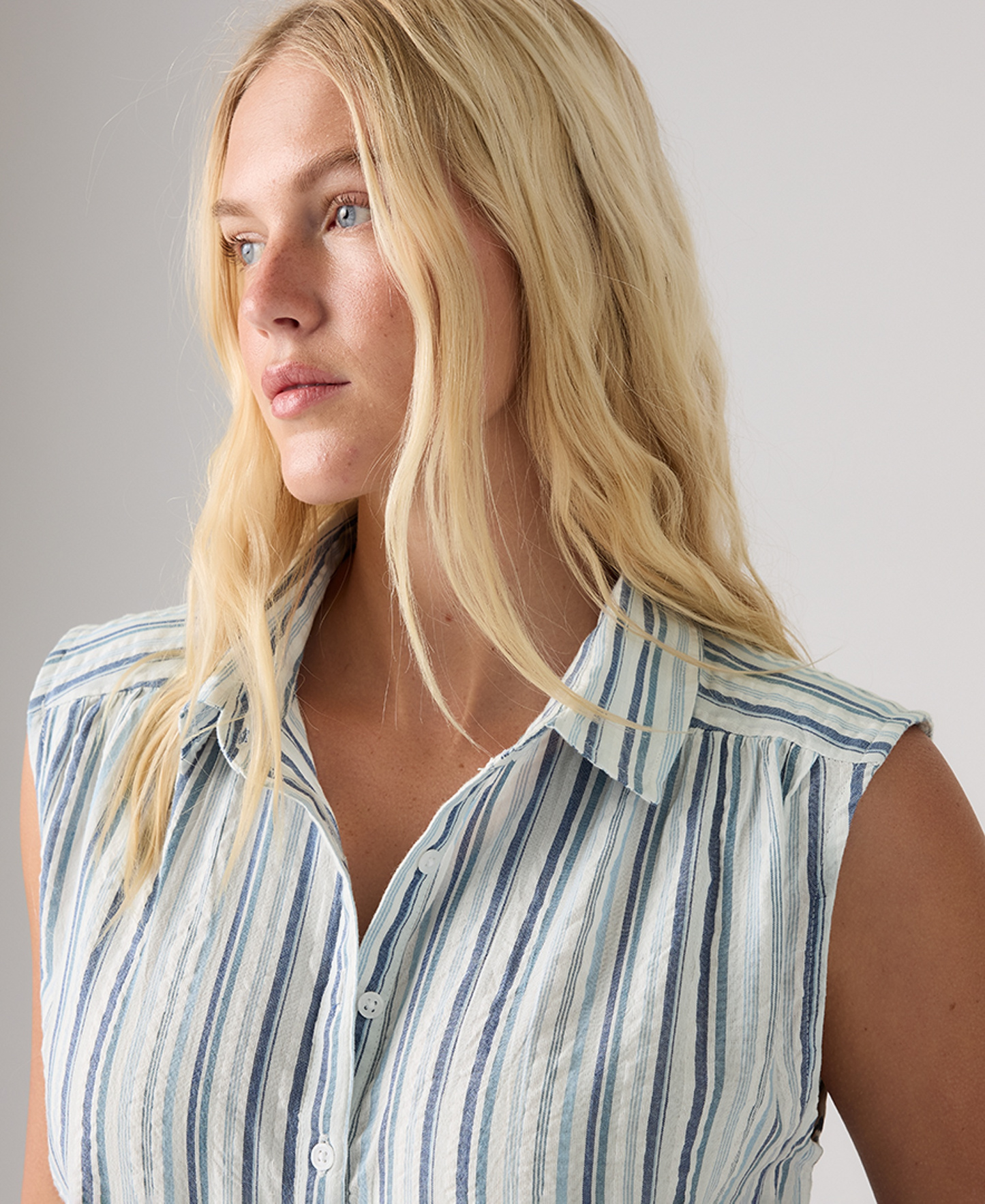 Levi's Women's Londynn Point Collar Relaxed-Fit Top - Rhonda Stripe Glacier Lake