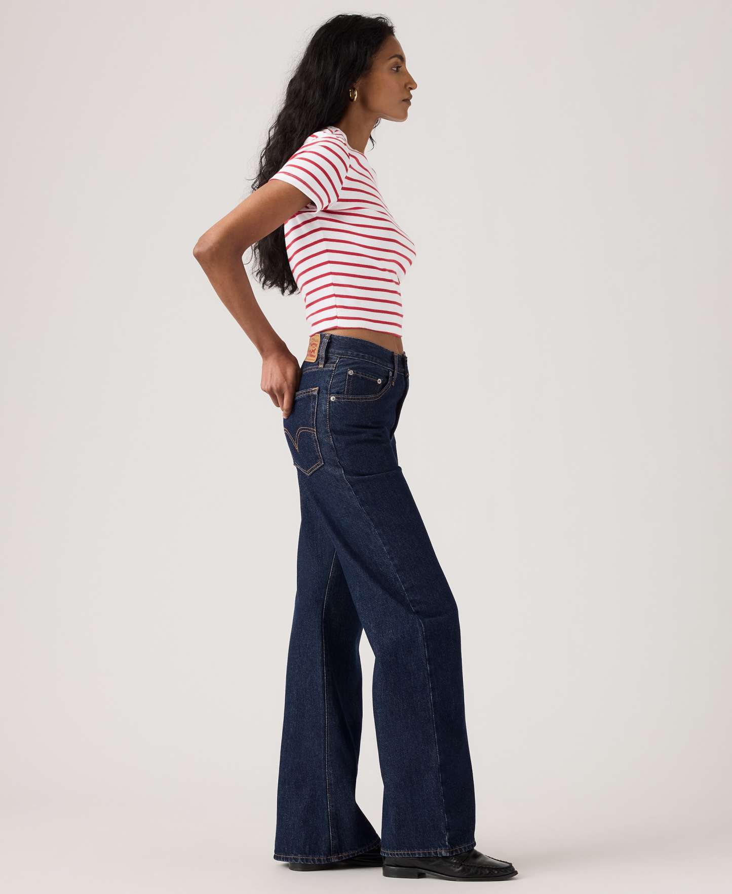 Levi's Women's Middy Loose Mid Rise Bootcut Jeans - Shaded View