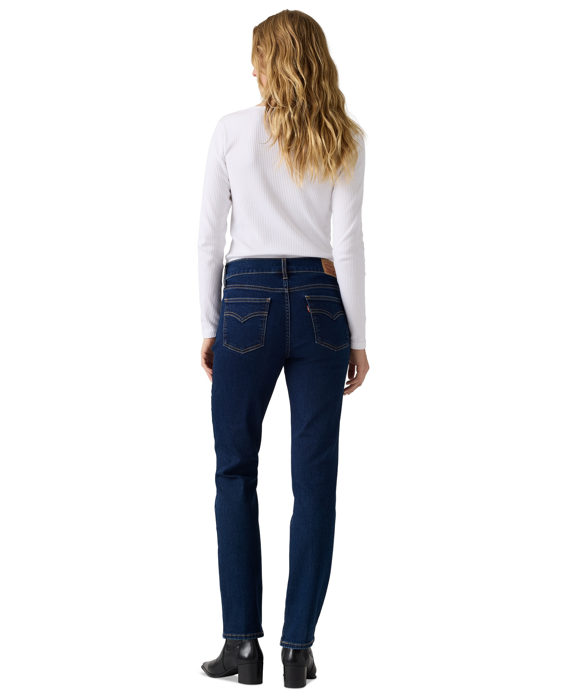 Levi's Women's Classic Mid-Rise Straight-Leg Jeans - Outside The Screen