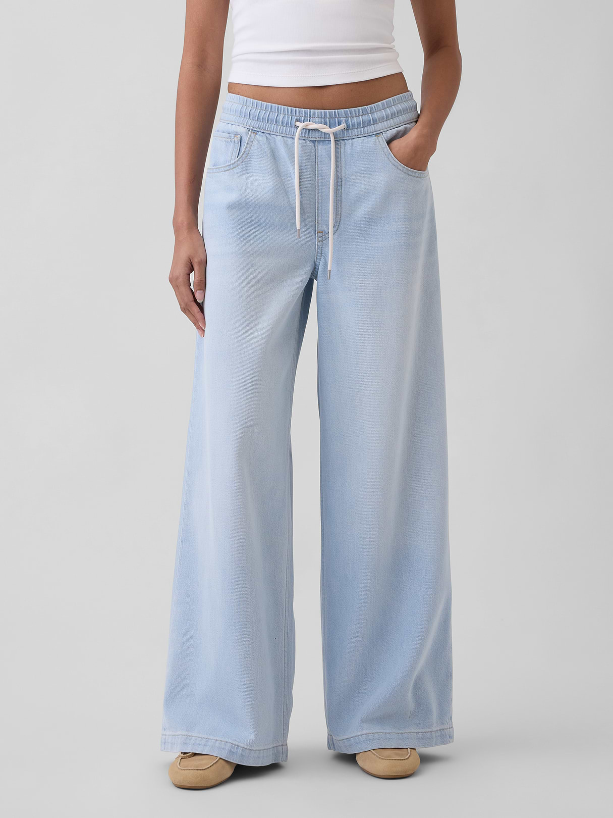 Mid Rise UltraSoft Easy Baggy Jeans - Light indigo