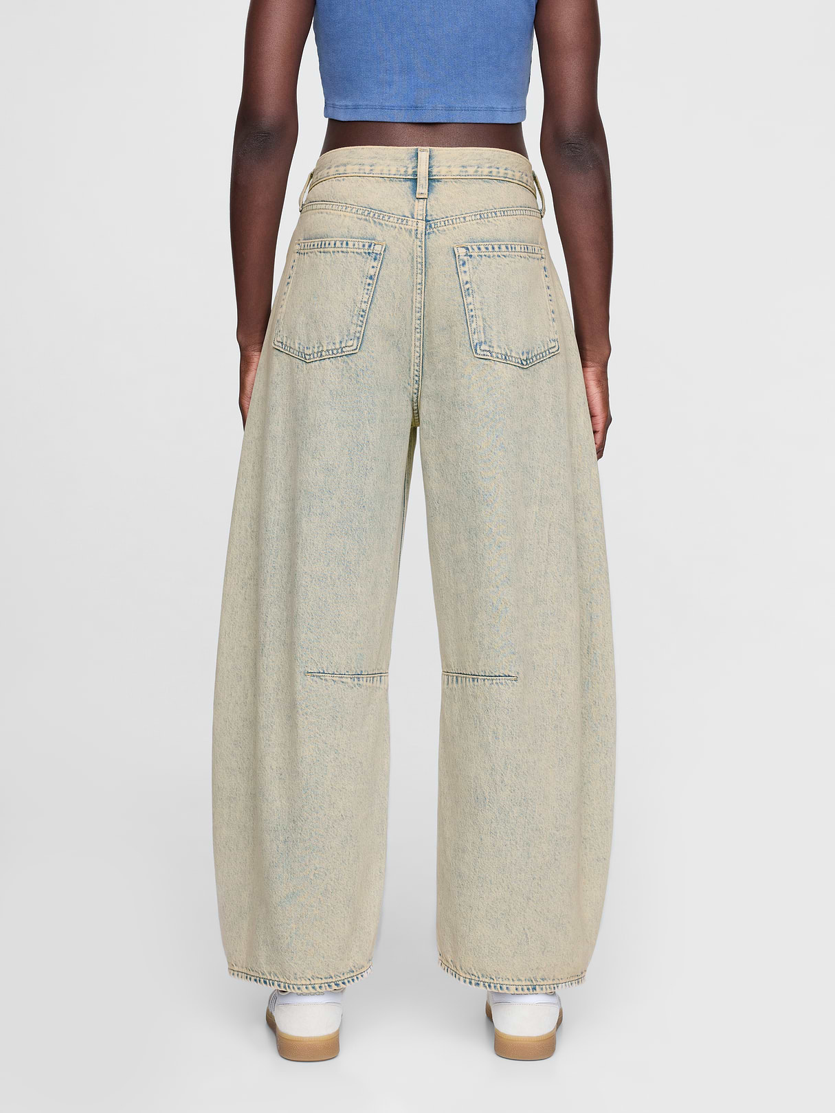 High Rise UltraSoft Crossover Horseshoe Jeans - Light tint