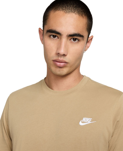 Nike Men's Sportswear Club Crewneck T-Shirt - Parachute Beige