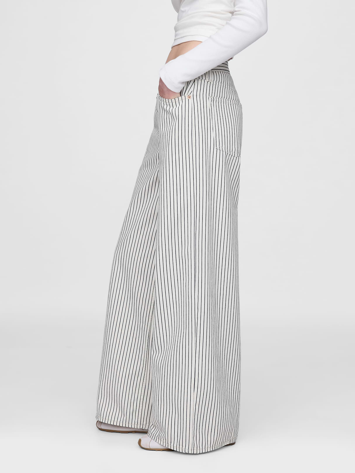 Mid Rise Denim Stripe Baggy Jeans - White indigo stripe