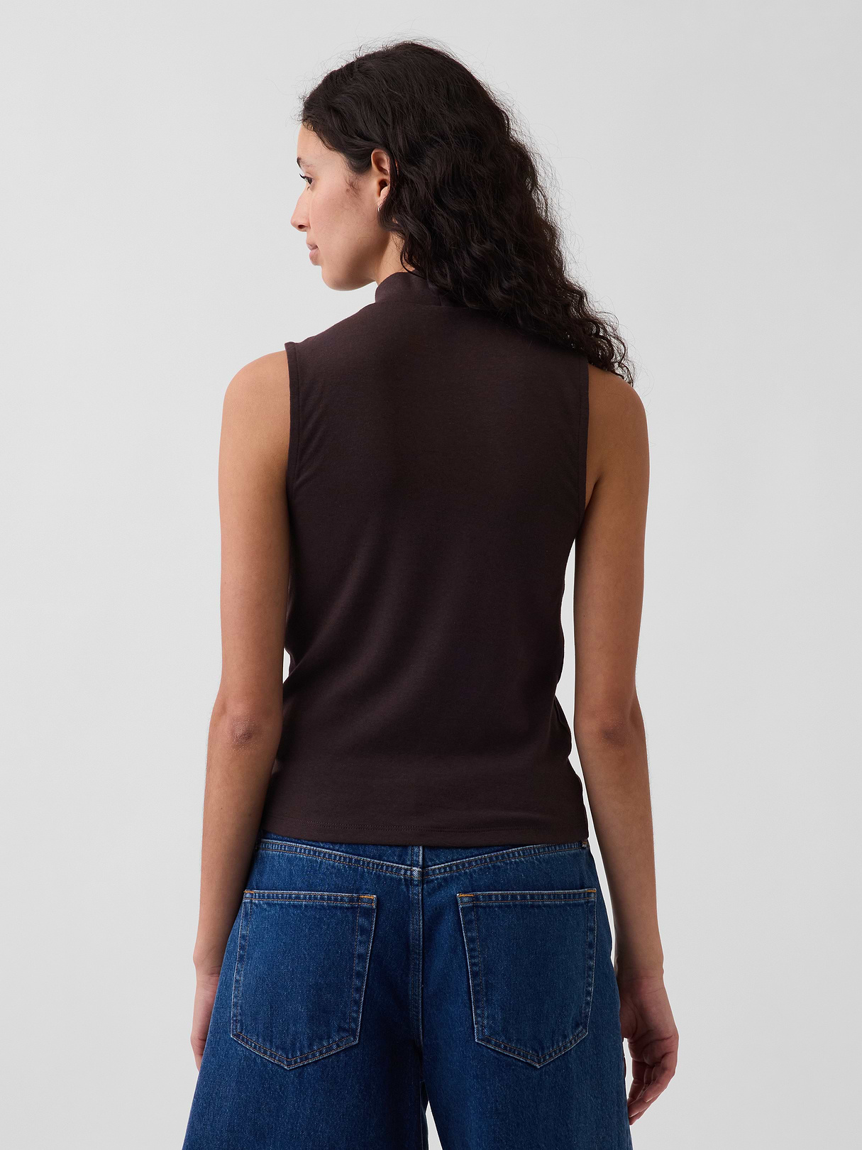 Modern Mockneck Tank Top - Terra brown