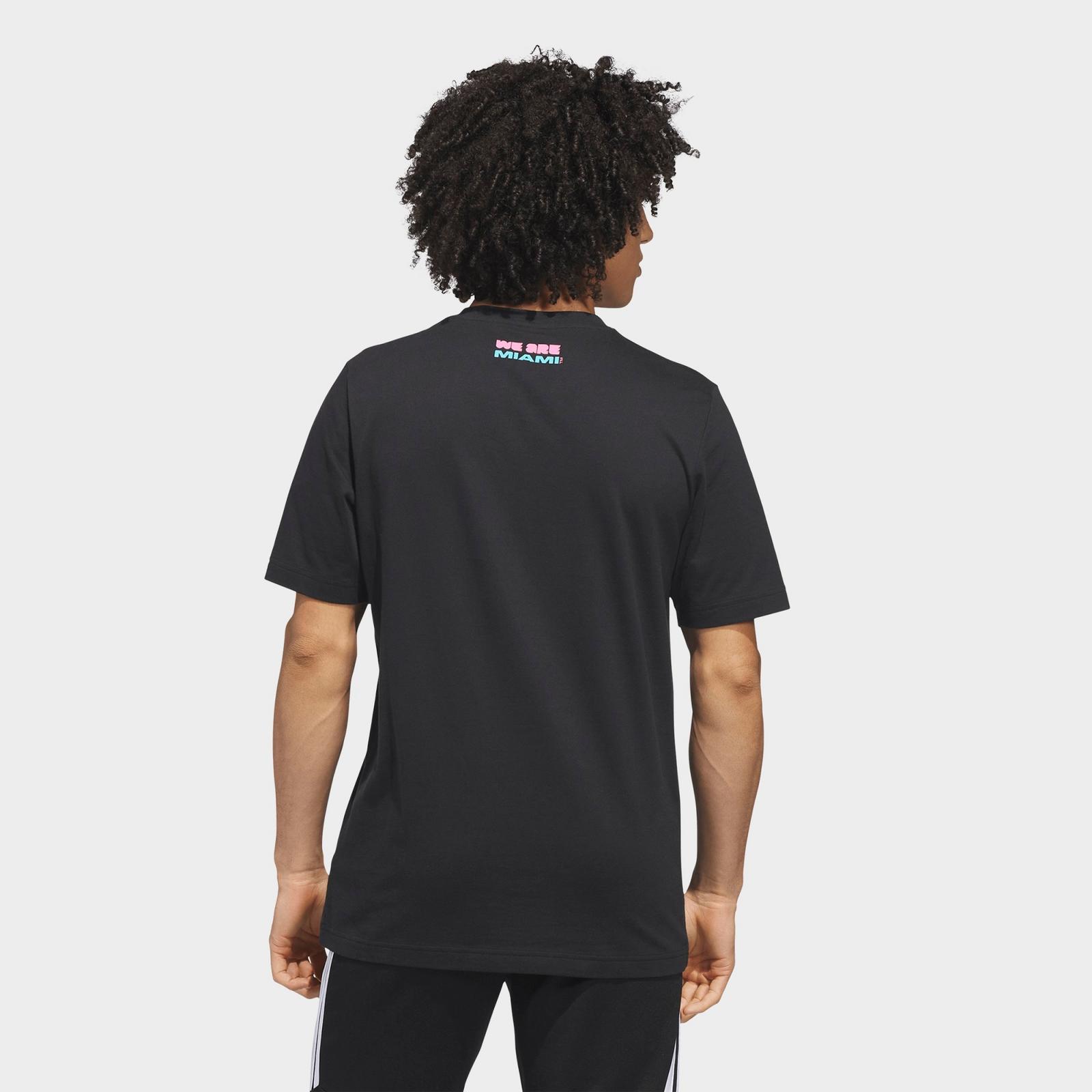 Men's adidas Soccer FIFA World Cup 26™ Host City Miami Graphic T-Shirt - Black - view 3