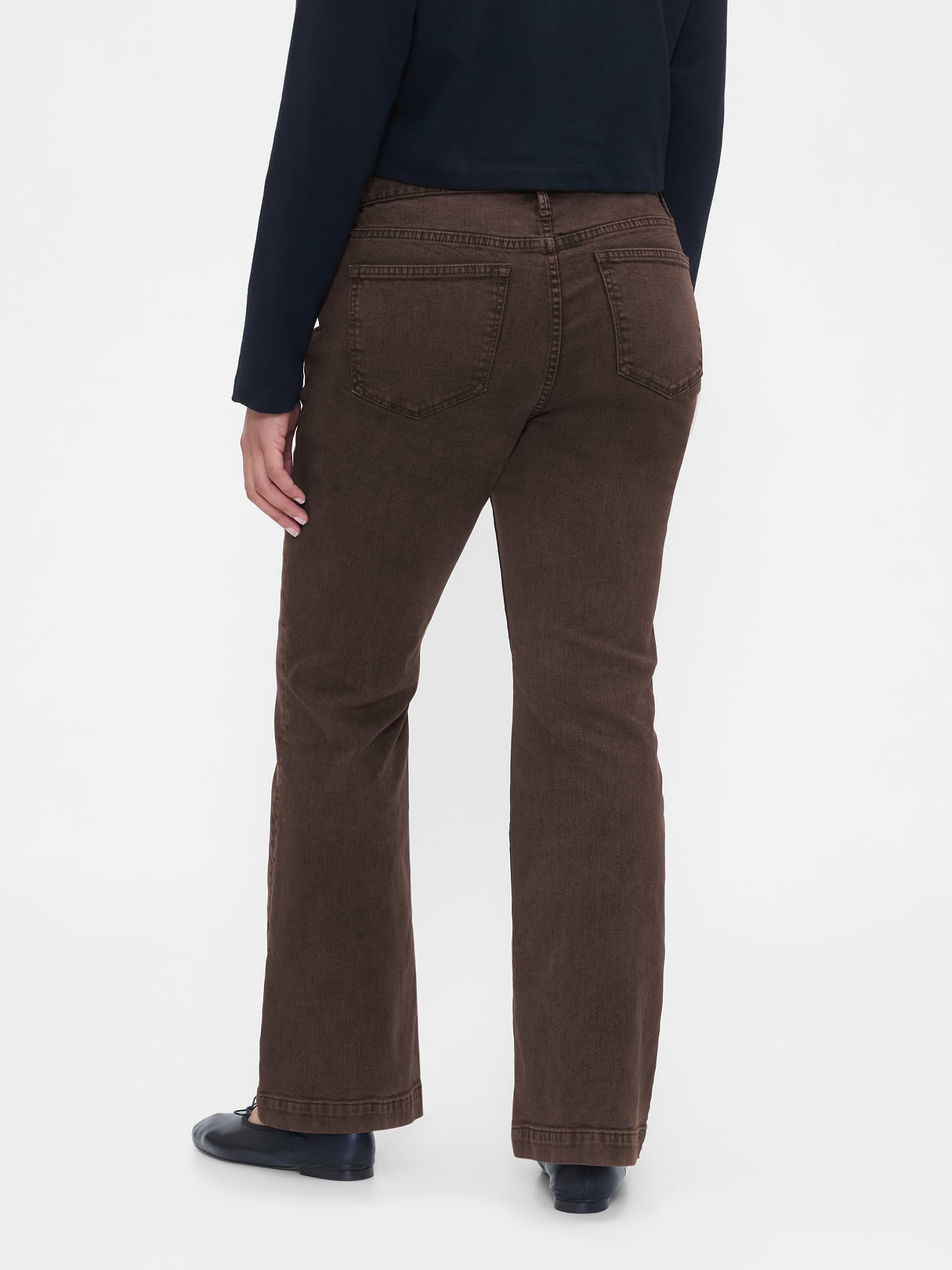 Low Rise Long & Lean Split-Hem Jeans - Dark brown