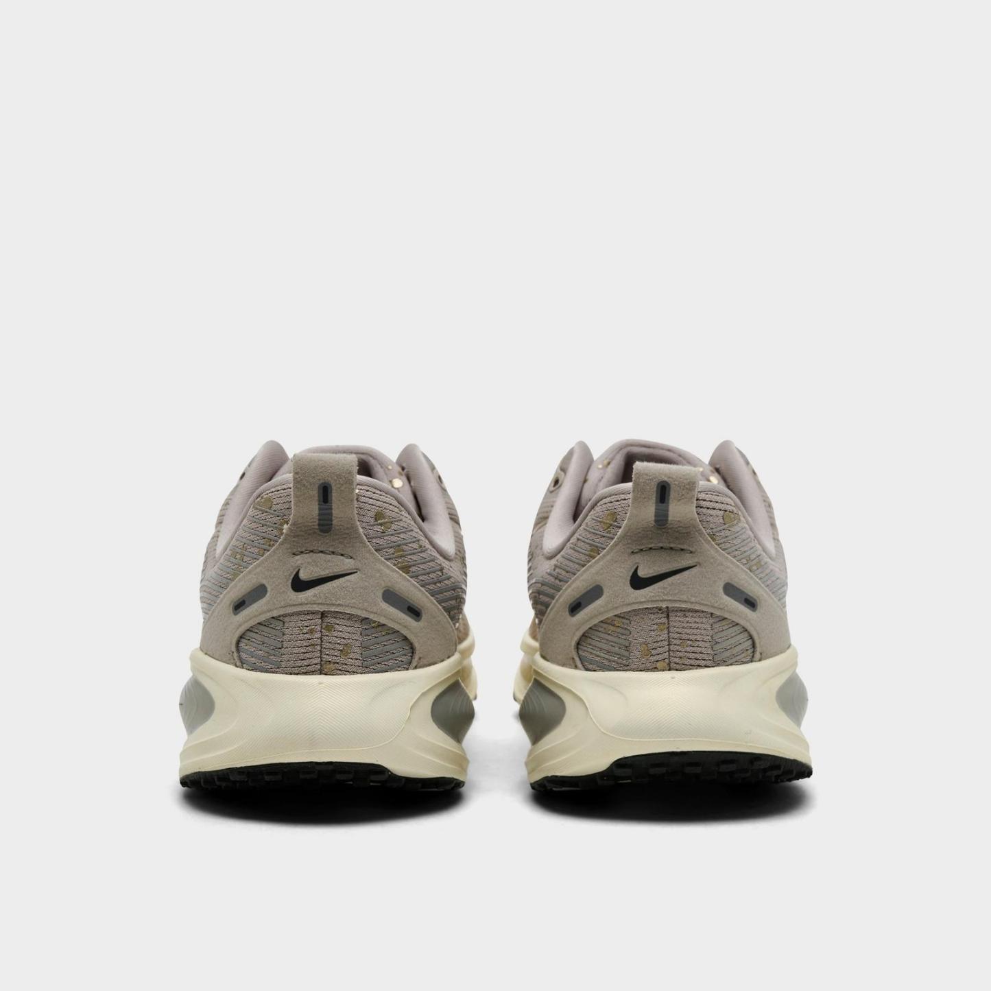 Big Kids' Nike Vomero 18 Running Shoes - Cream II/Coconut Milk/Light Smoke Grey/Metallic Gold Grain