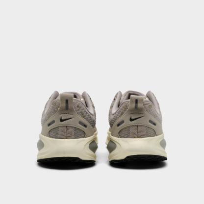 Big Kids' Nike Vomero 18 Running Shoes - Cream II/Coconut Milk/Light Smoke Grey/Metallic Gold Grain