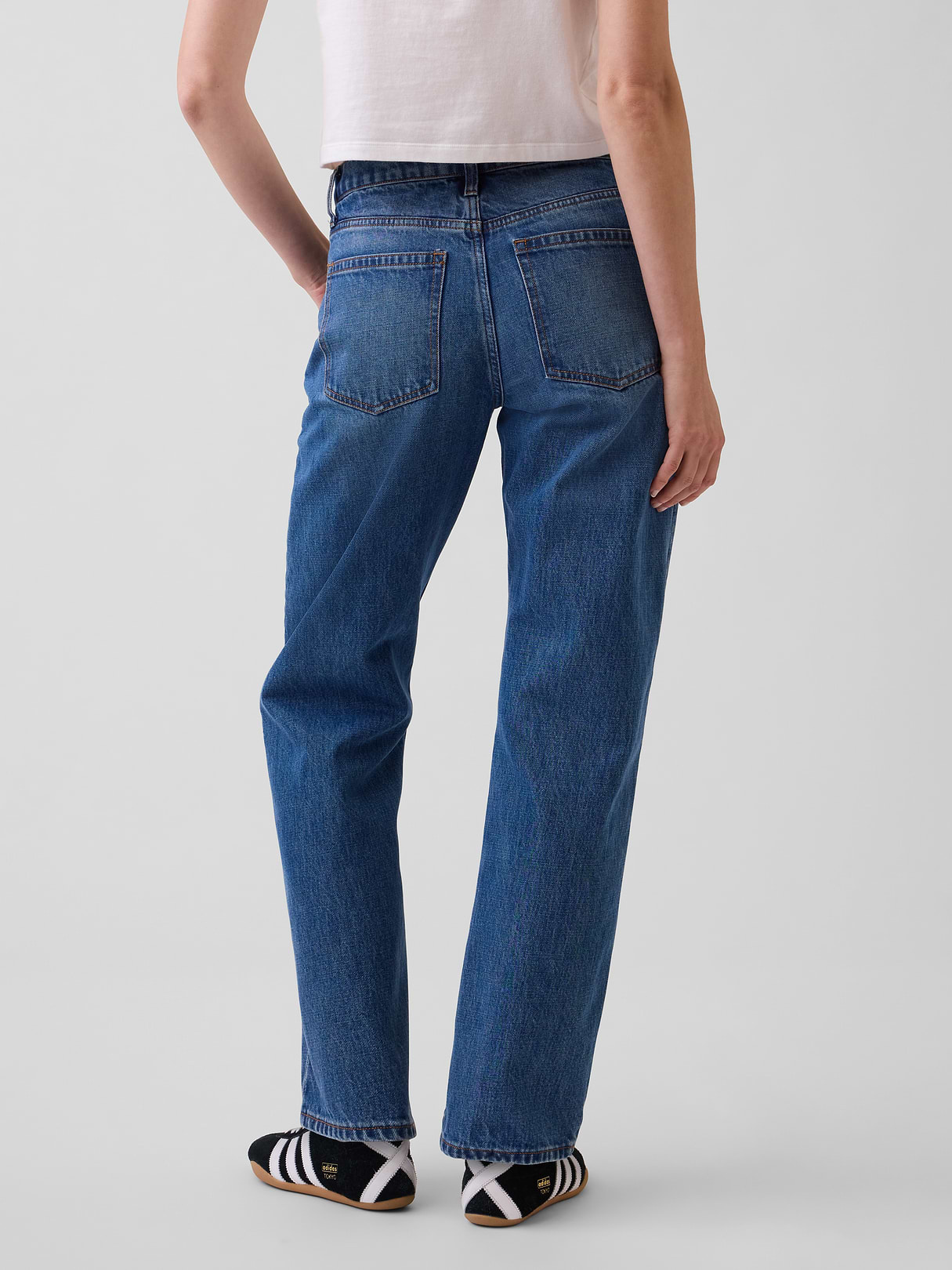 Mid Rise Straight Taper Jeans - Medium indigo