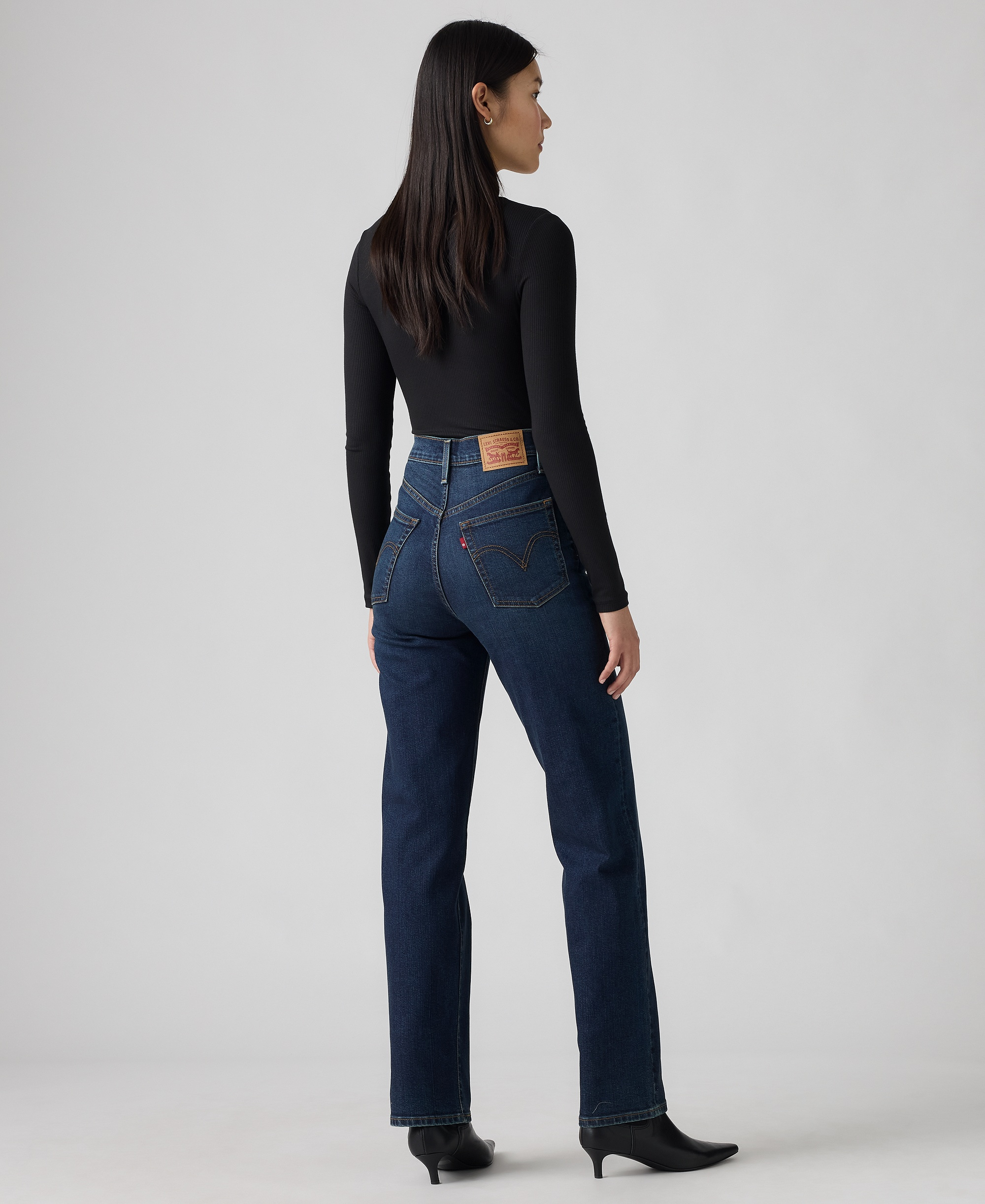 Levi's Women's Ribcage High-Rise Straight-Leg Jeans - Get Organic