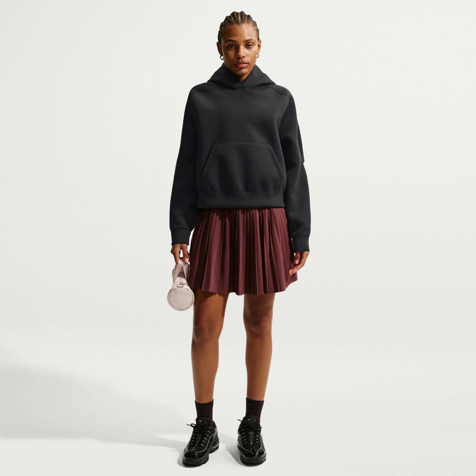 Nike Women's Pregame Fleece Hoodie - Black image 6