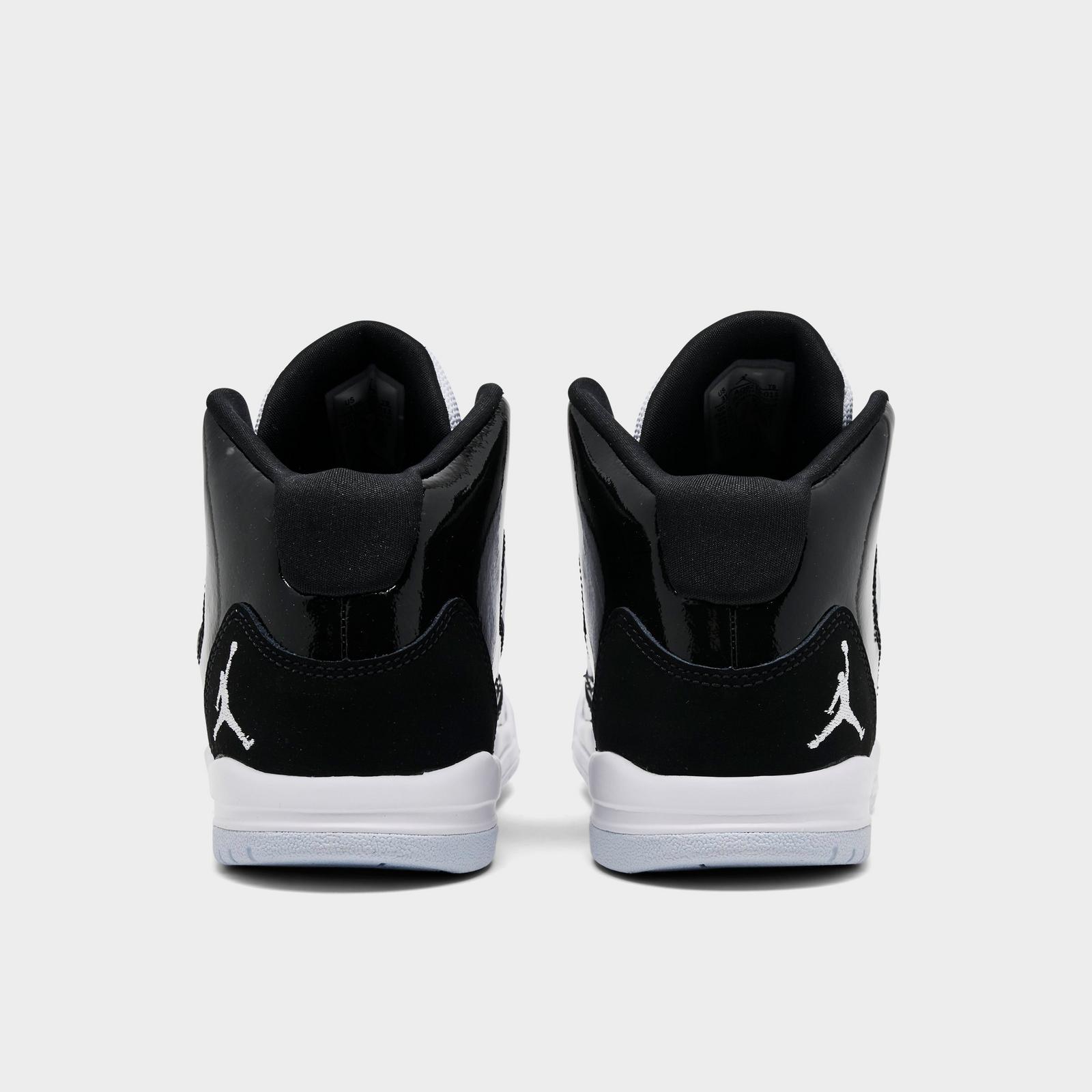 Boys' Little Kids' Jordan Max Aura Basketball Shoes - Black/White - view 4