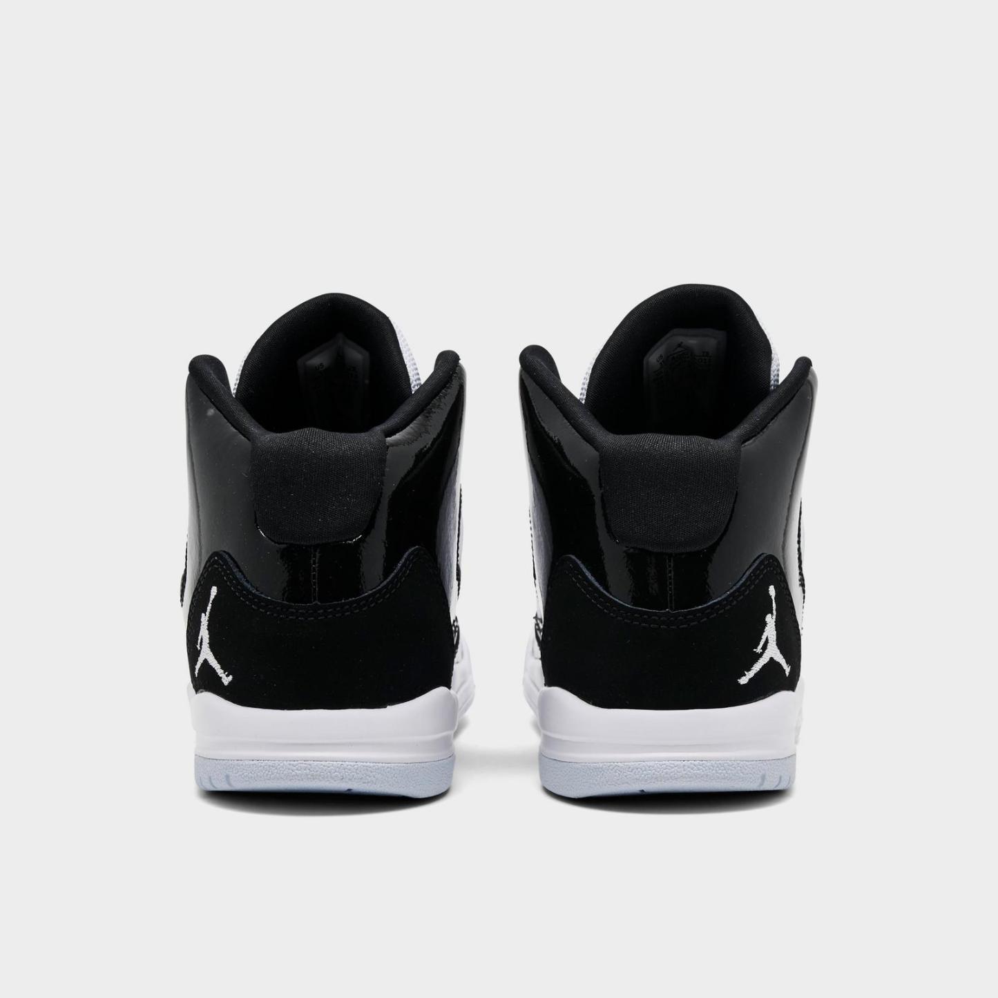 Boys' Little Kids' Jordan Max Aura Basketball Shoes - Black/White - view 4