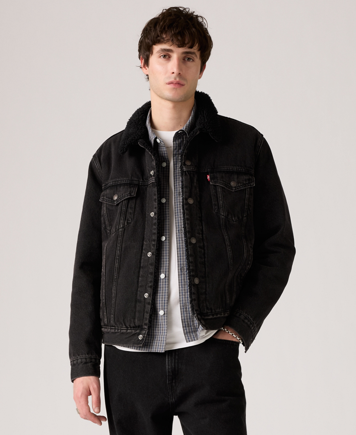 Levi's Men's Regular Fit Sherpa Denim Trucker Jacket - Washed Black