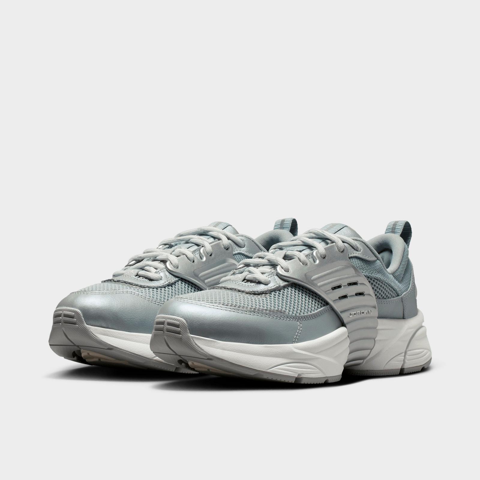 Women's Jordan Trunner O/S Casual Shoes - Swan/Wolf Grey/Reflect Silver/Summit White - view 2