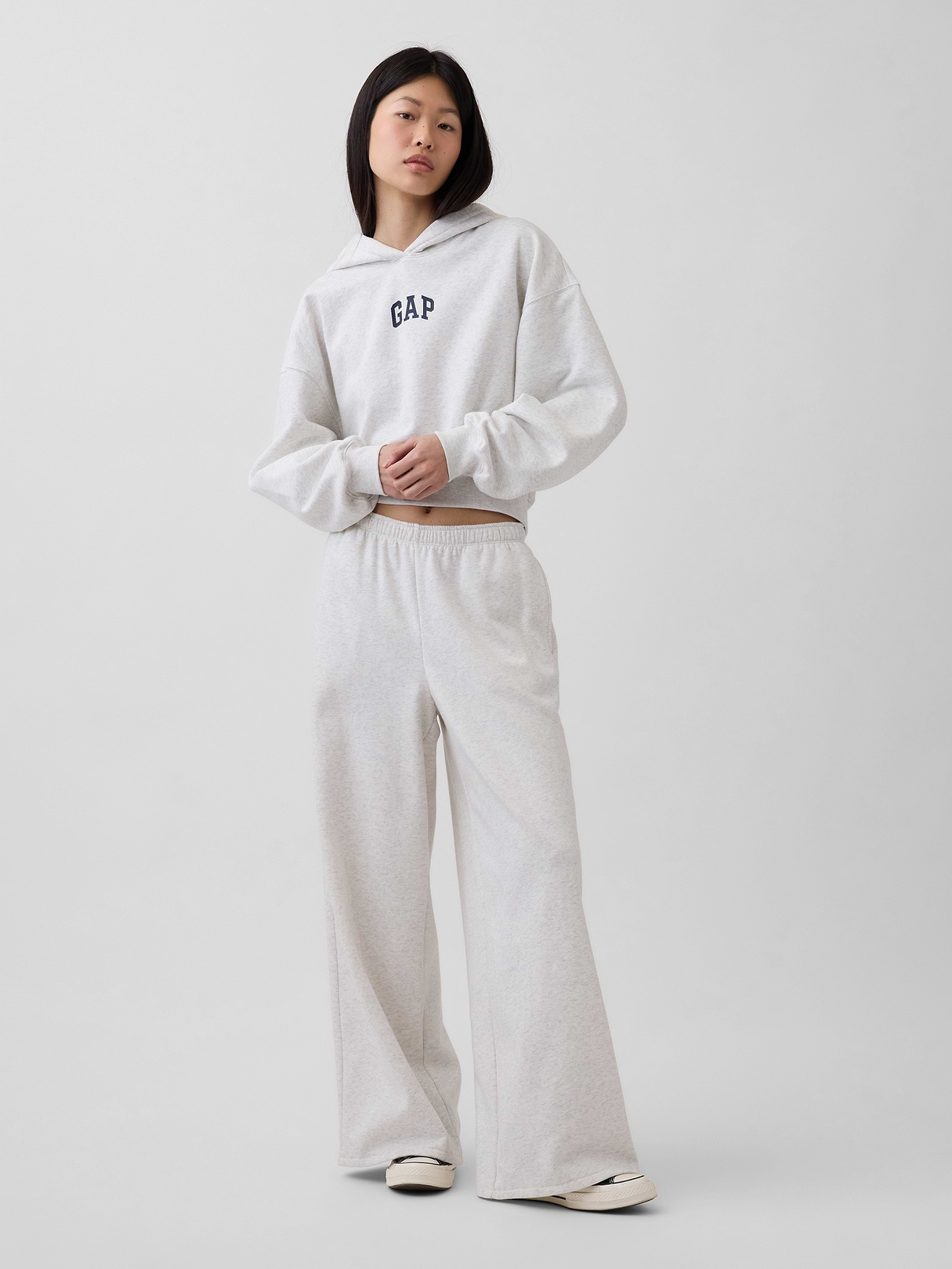 VintageSoft Crop Logo Hoodie - Pale heather grey