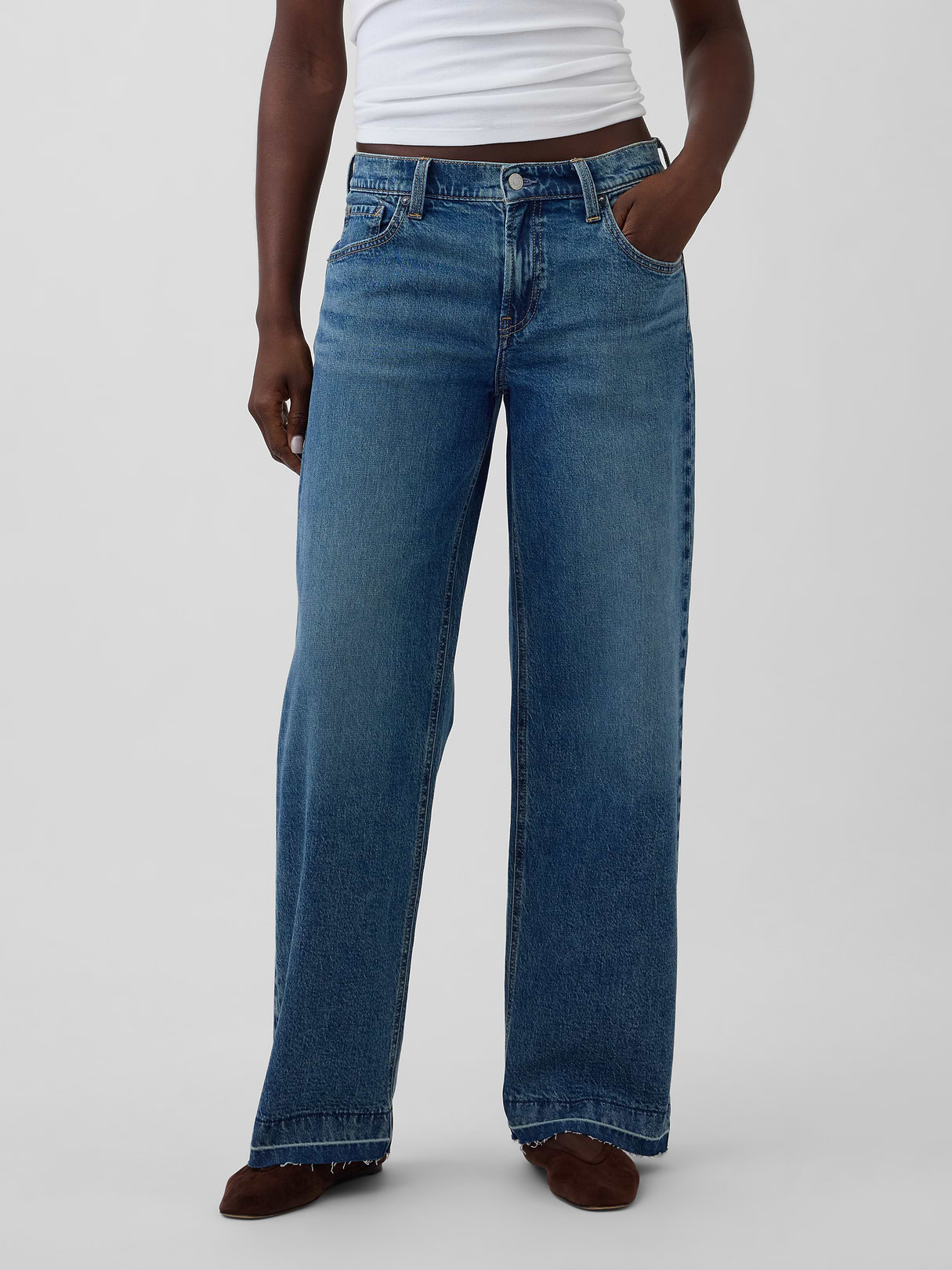 Low Rise '90s Loose Jeans - Medium wash