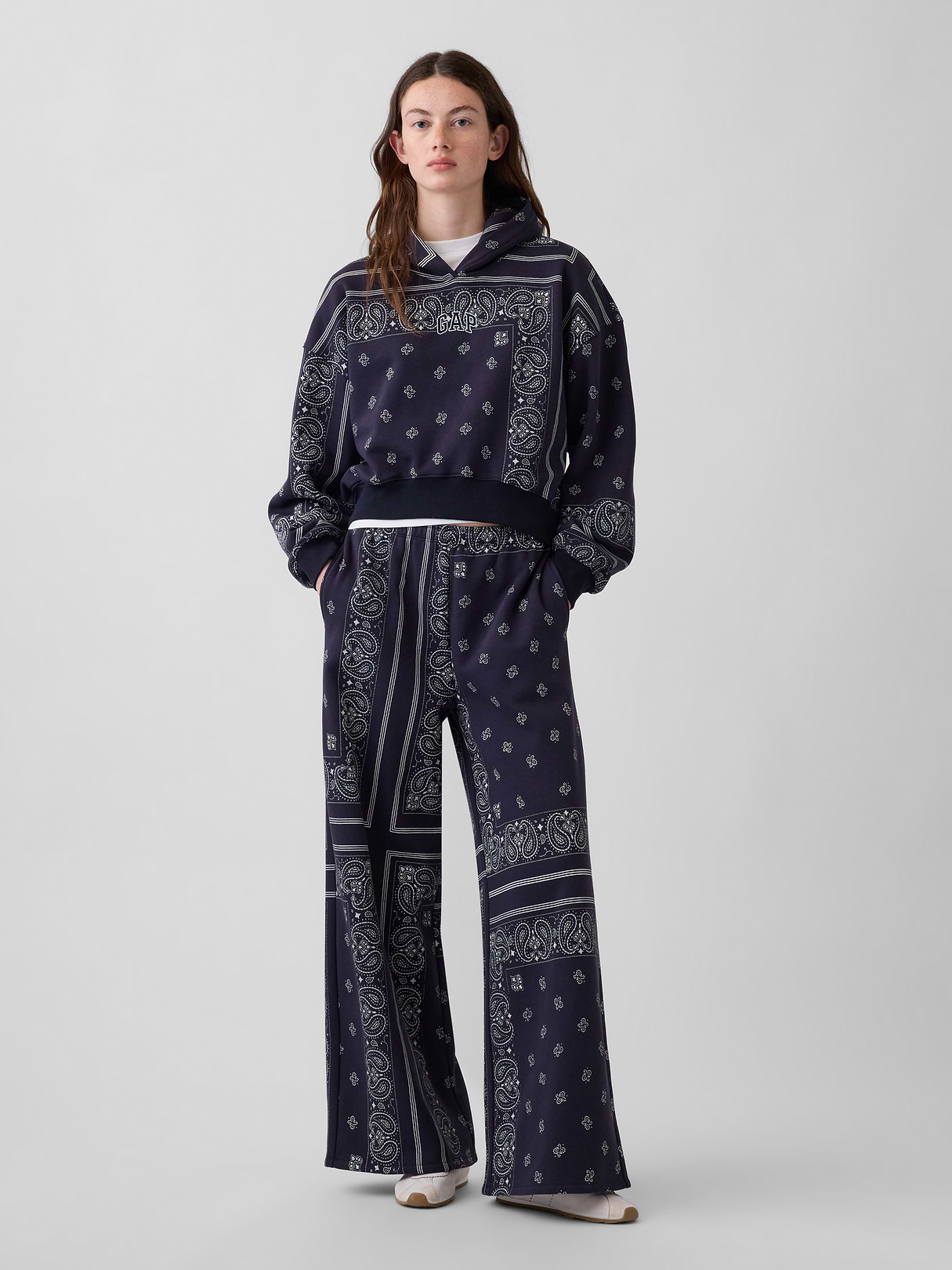 VintageSoft Baggy Sweatpants - Navy blue bandana print