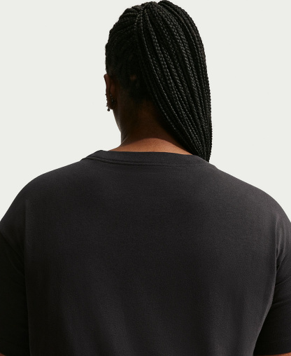 Nike Women's Sportswear Crewneck T-Shirt - Black/white