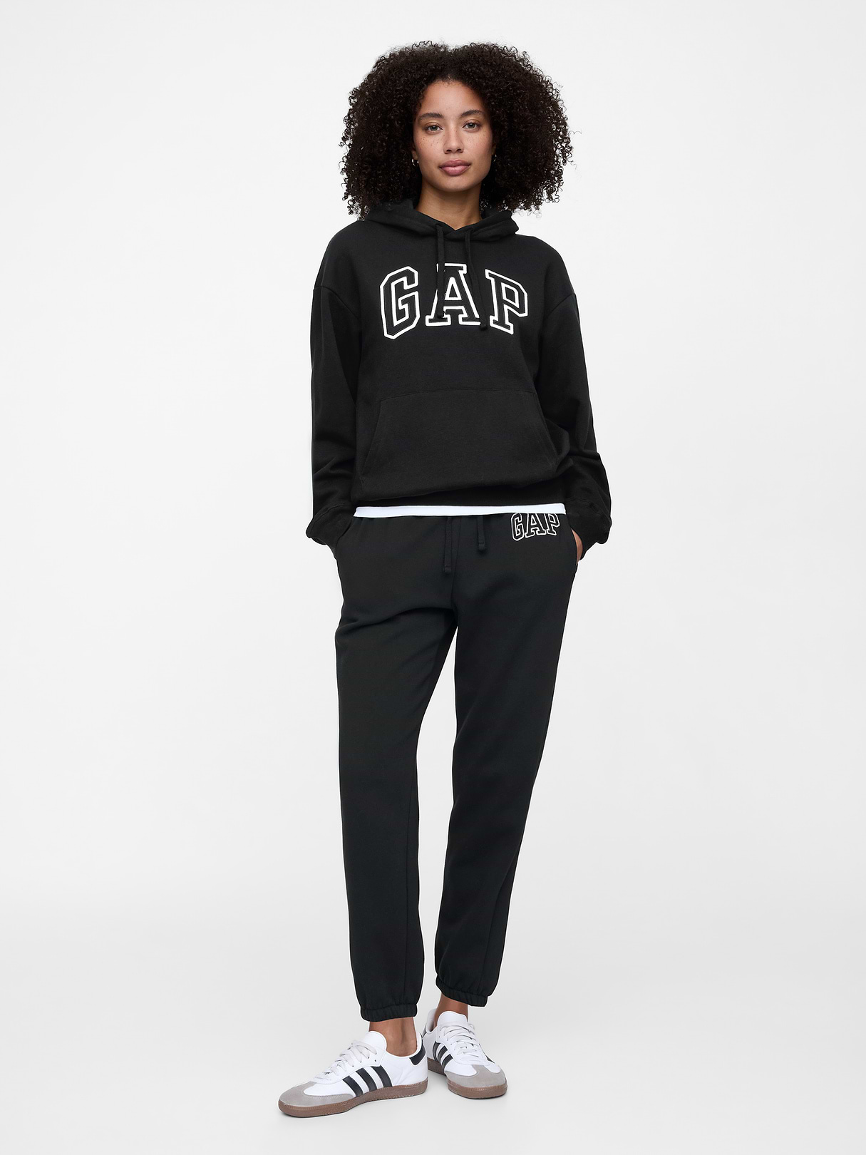 Relaxed Gap Logo Hoodie - black